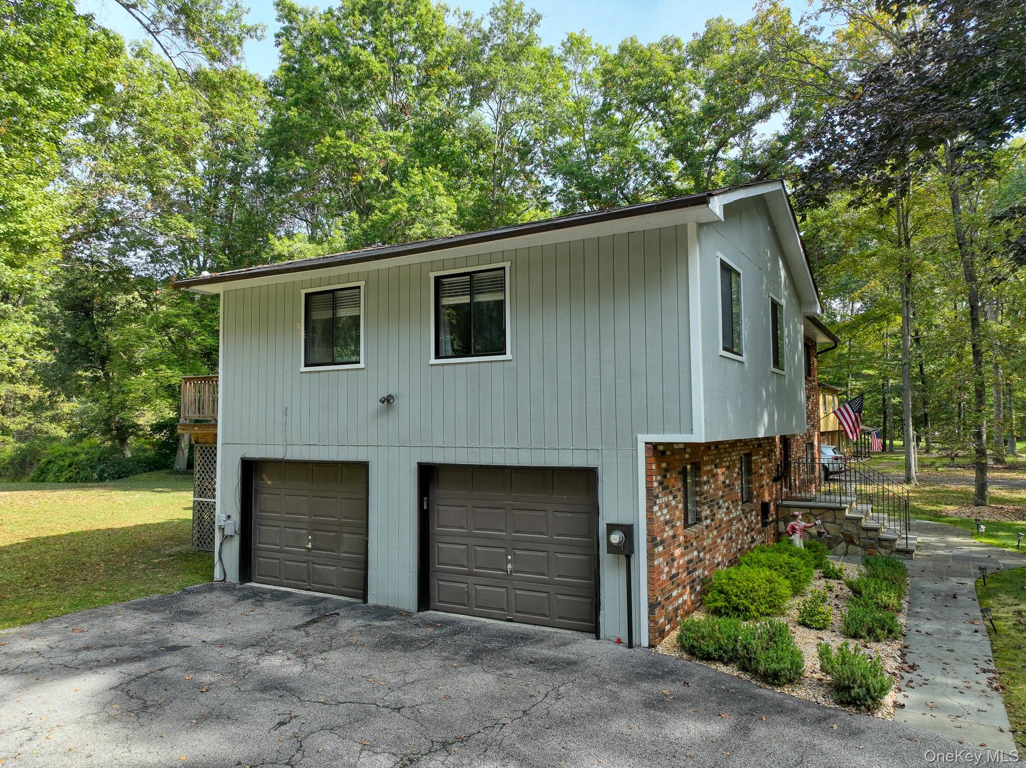 31 Queen Anne Lane, Wappingers Falls, NY 12590