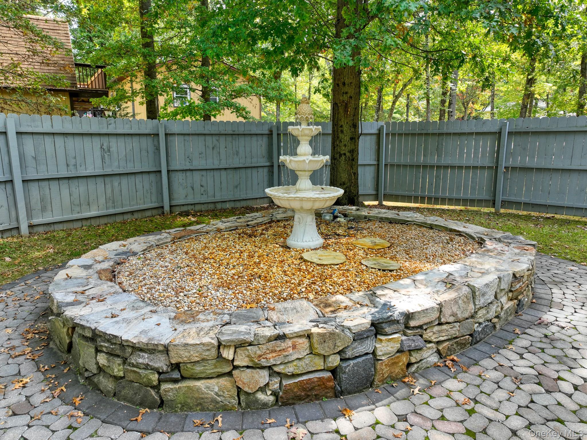 31 Queen Anne Lane, Wappingers Falls, NY 12590