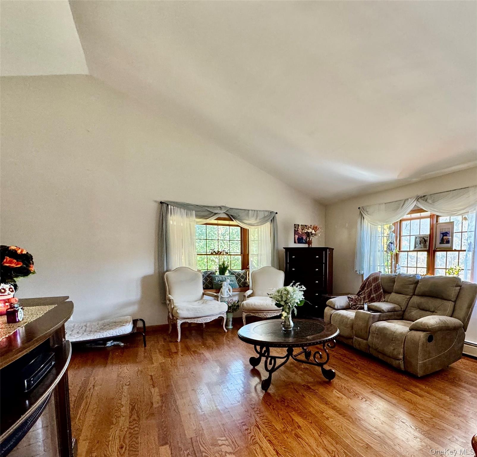 527 Toleman Road, Rock Tavern, NY 12575