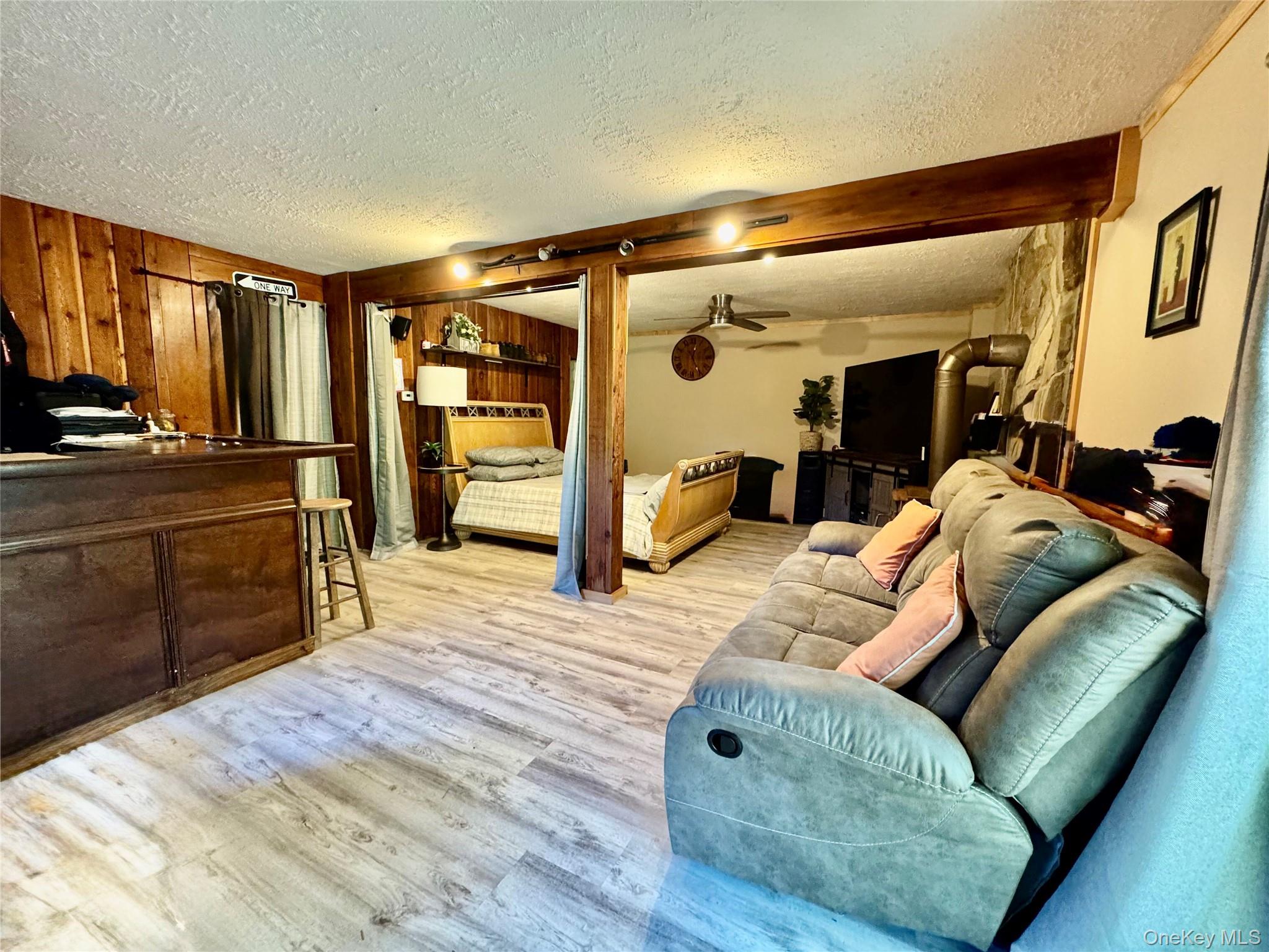 527 Toleman Road, Rock Tavern, NY 12575