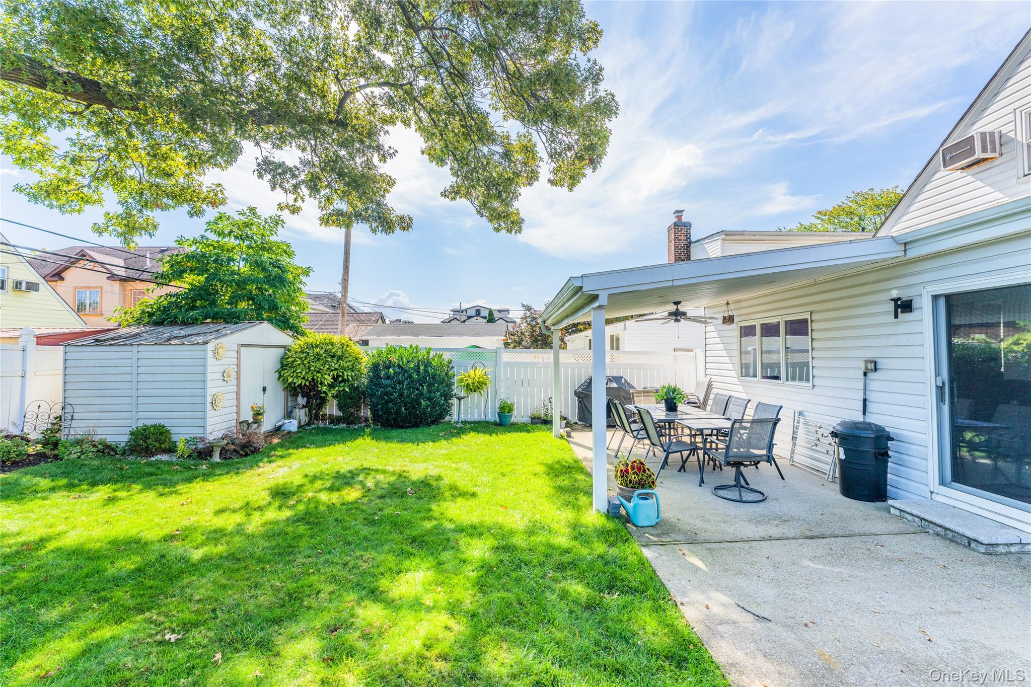 80-37 259th Street, Glen Oaks, NY 11004