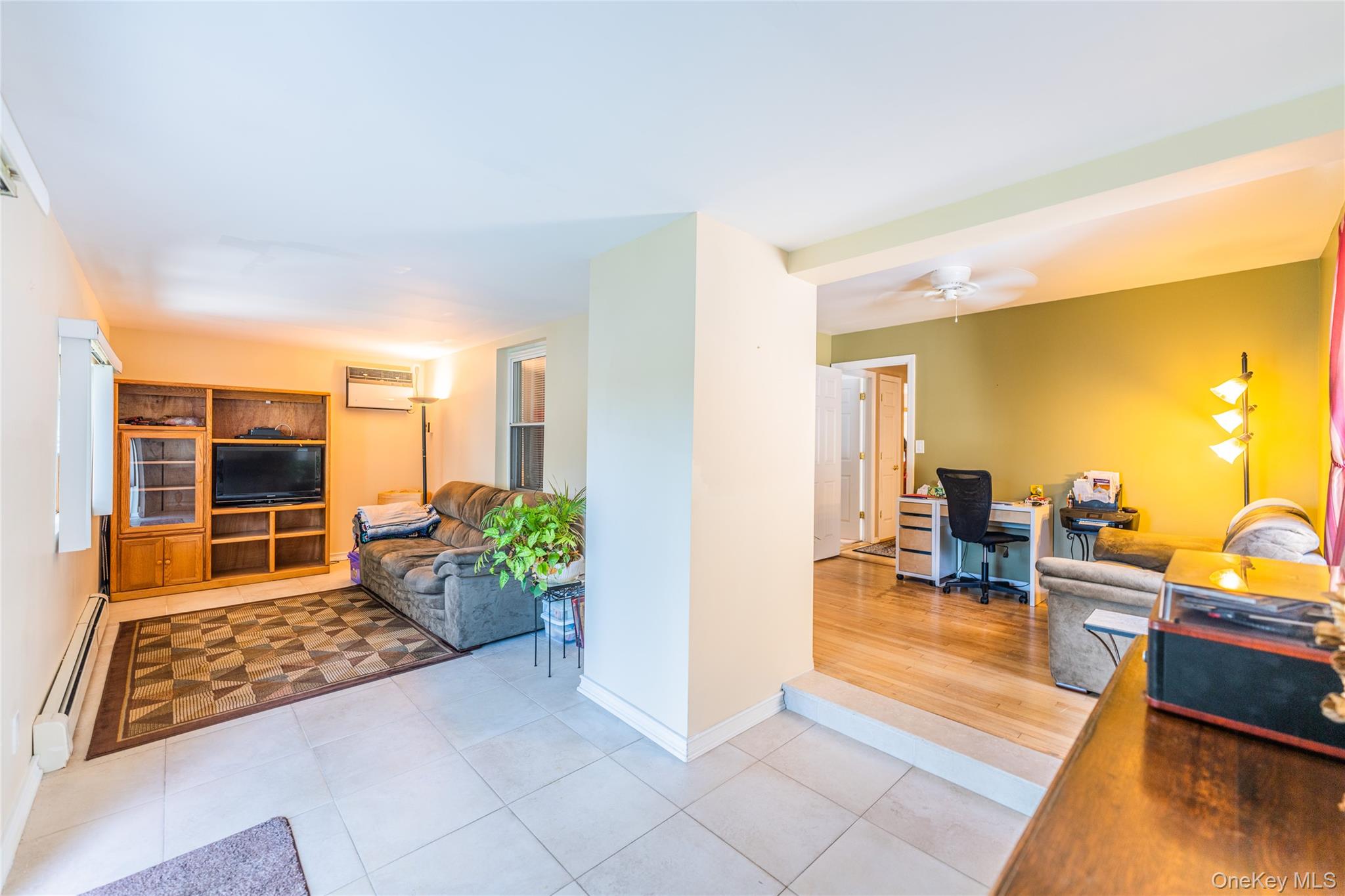 80-37 259th Street, Glen Oaks, NY 11004