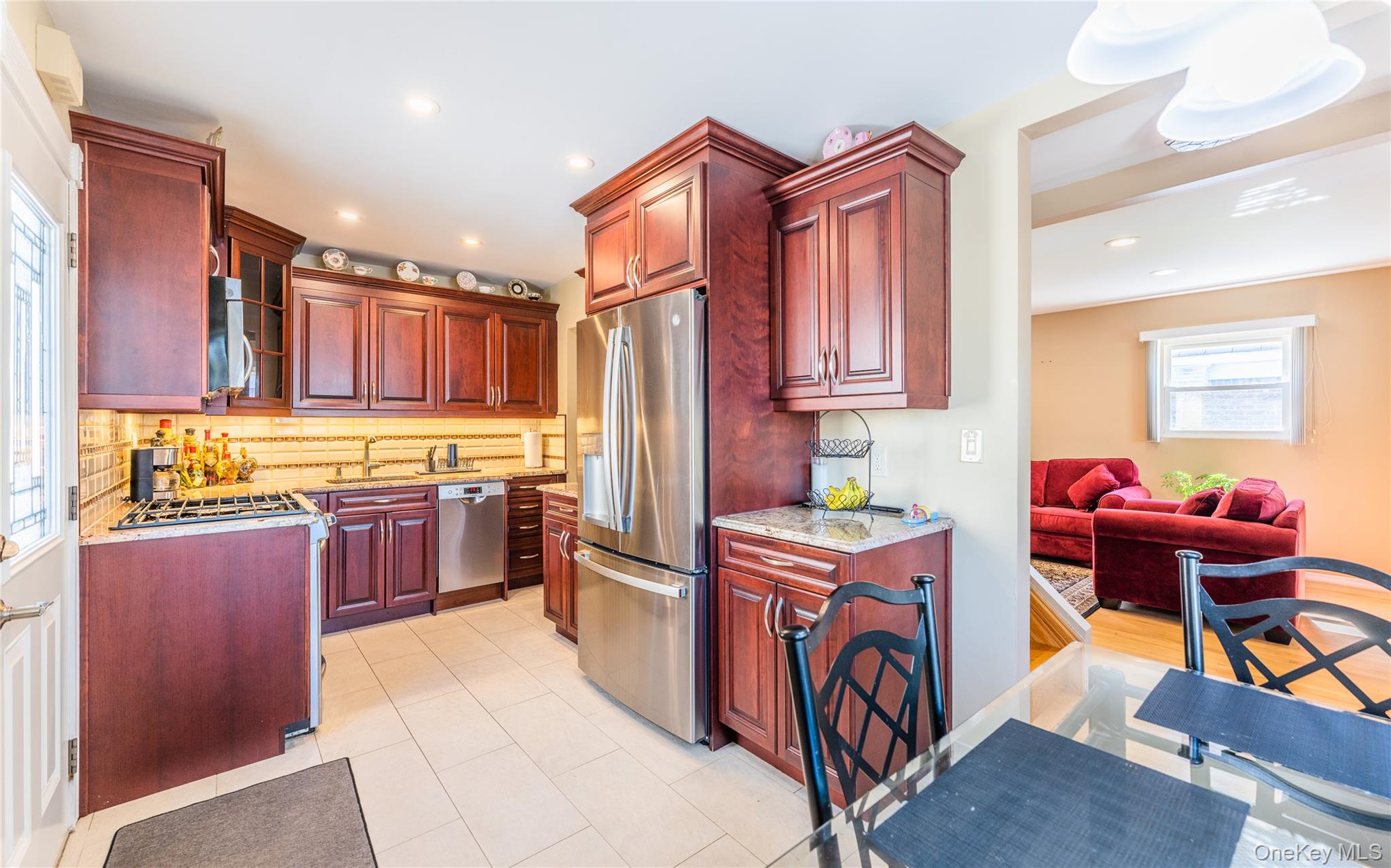 80-37 259th Street, Glen Oaks, NY 11004