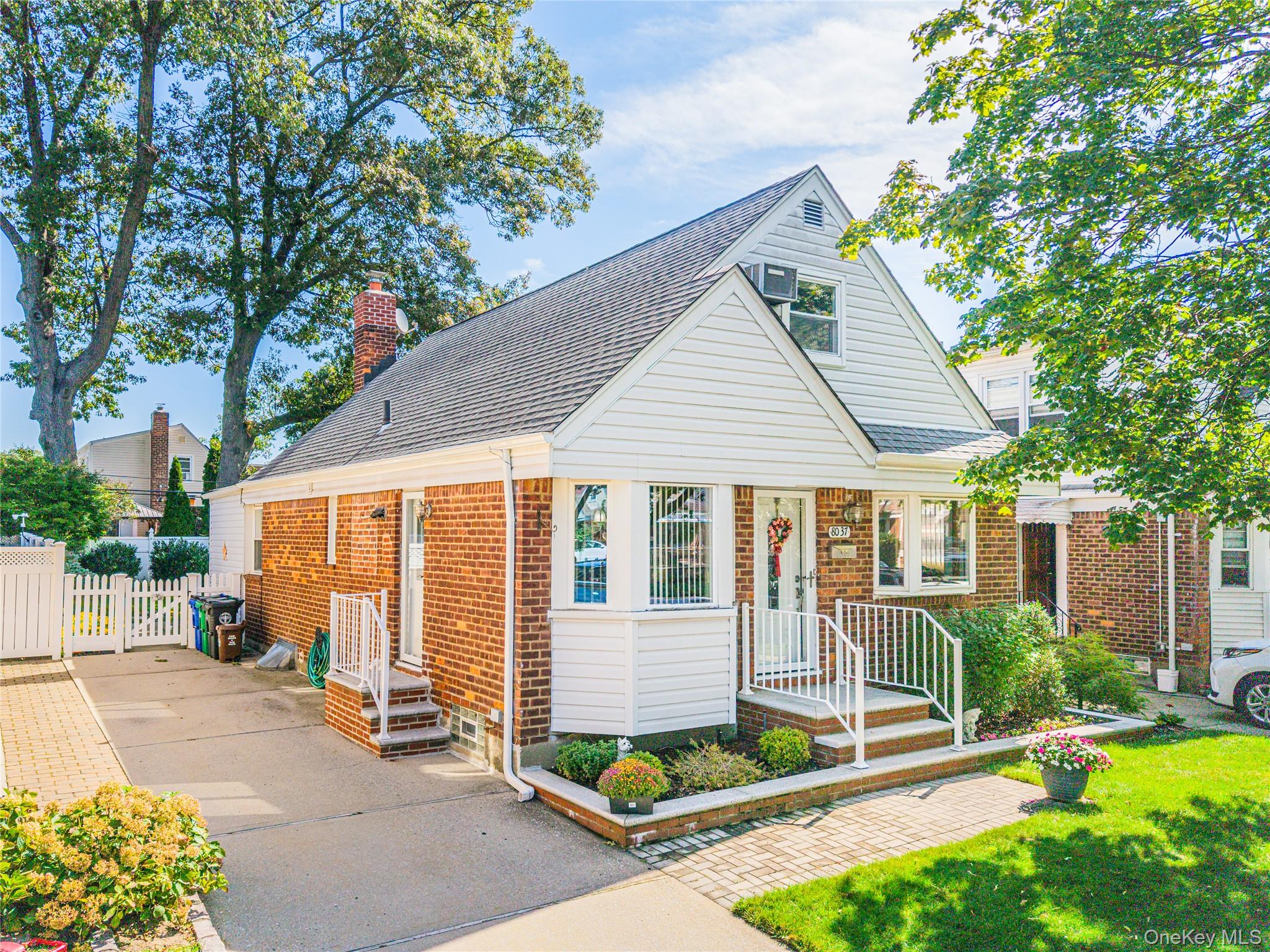 80-37 259th Street, Glen Oaks, NY 11004