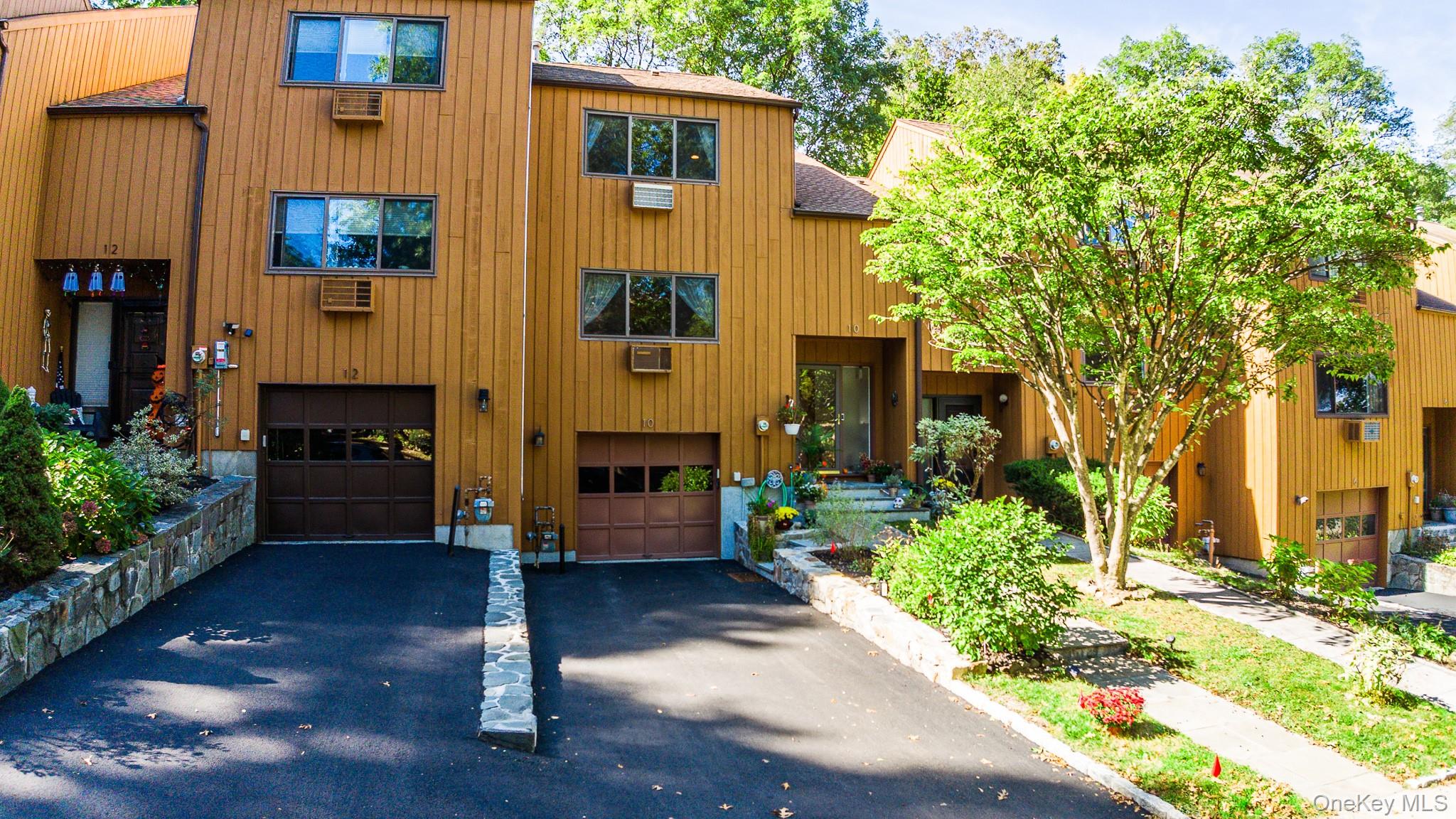 10 Amber Drive, Croton-on-Hudson, NY 10520