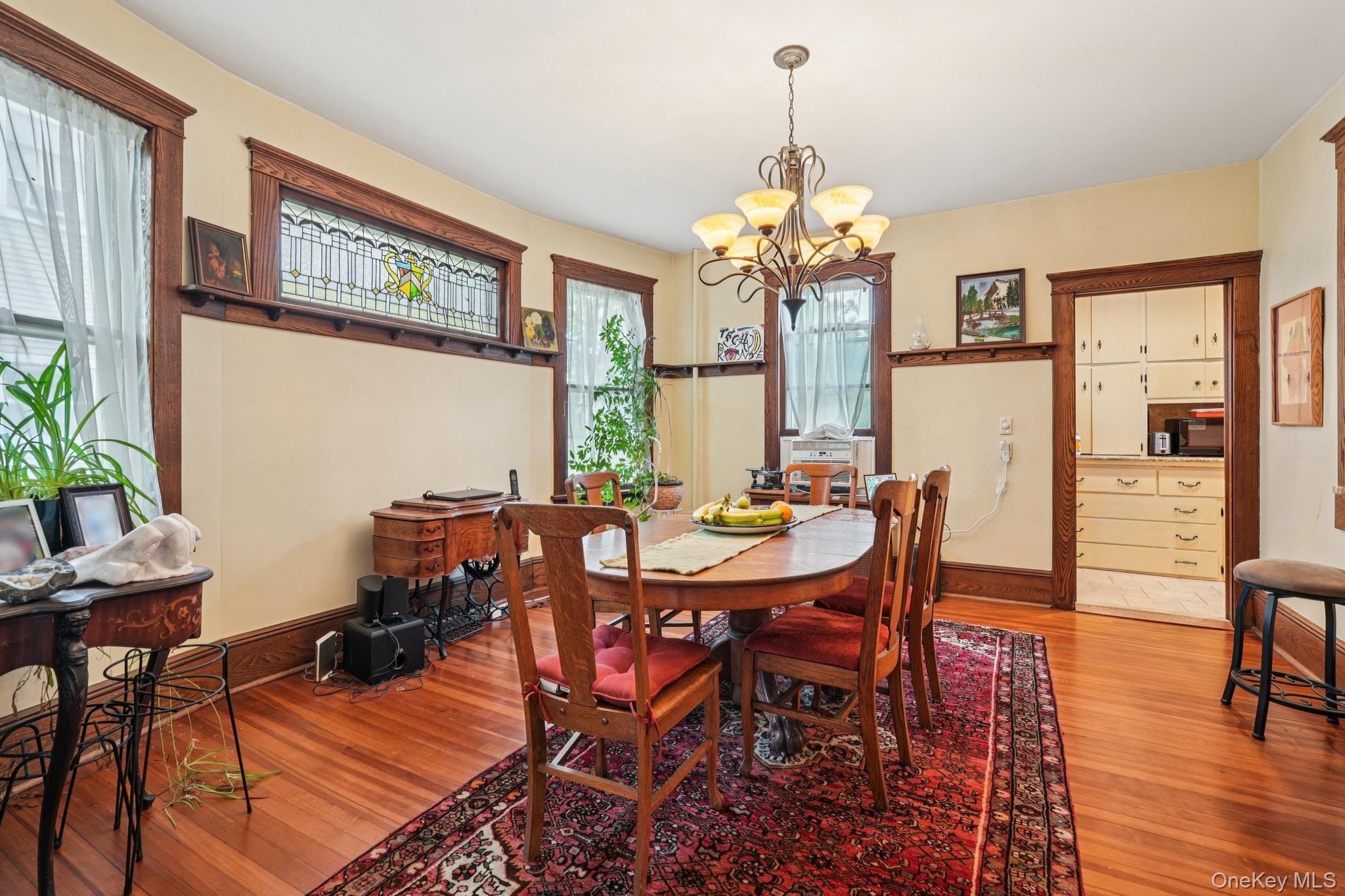 74 E Maple Avenue, Suffern, NY 10901