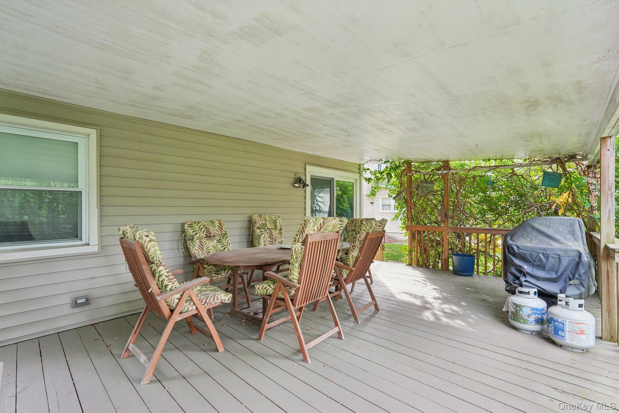 74 E Maple Avenue, Suffern, NY 10901