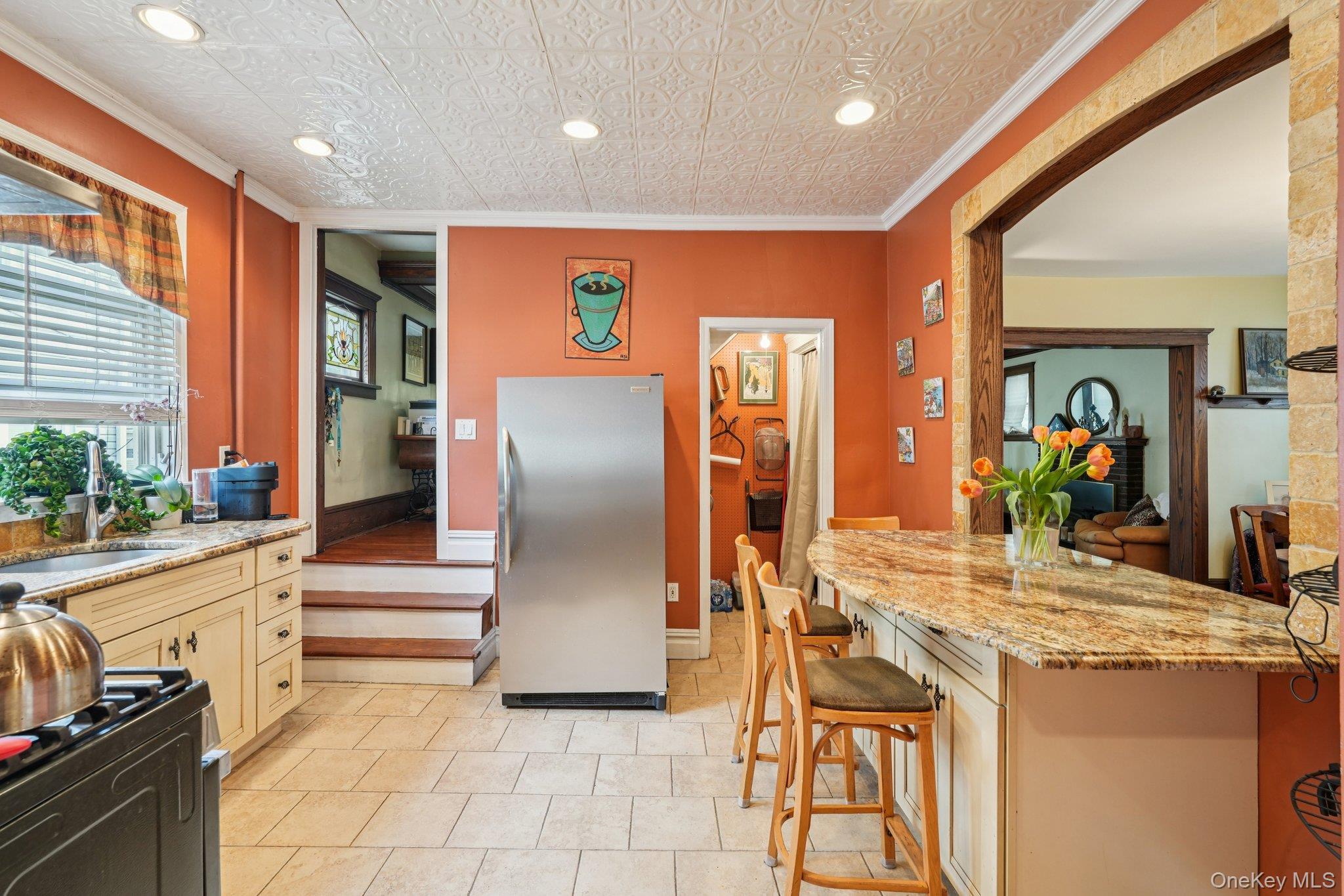 74 E Maple Avenue, Suffern, NY 10901