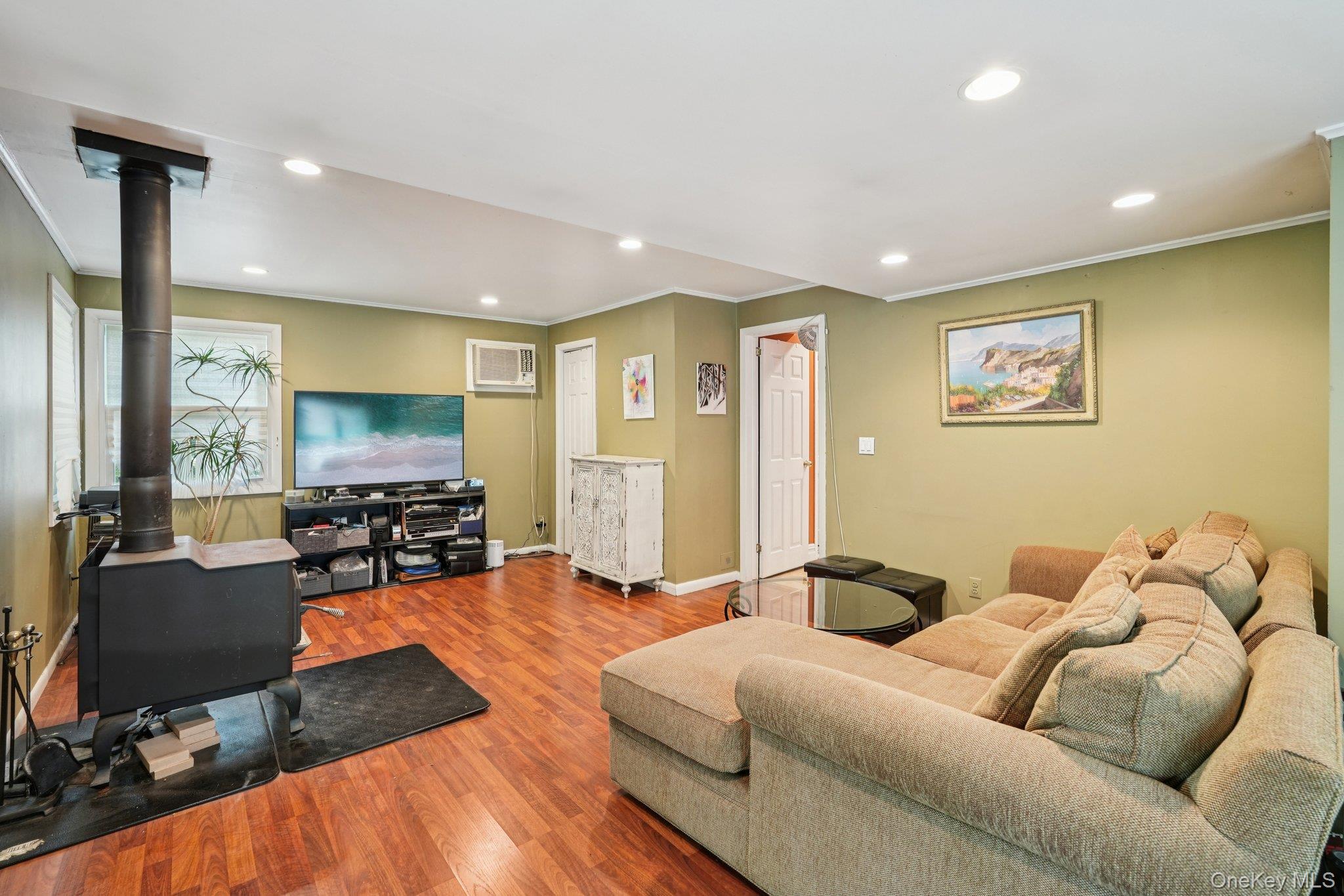 74 E Maple Avenue, Suffern, NY 10901