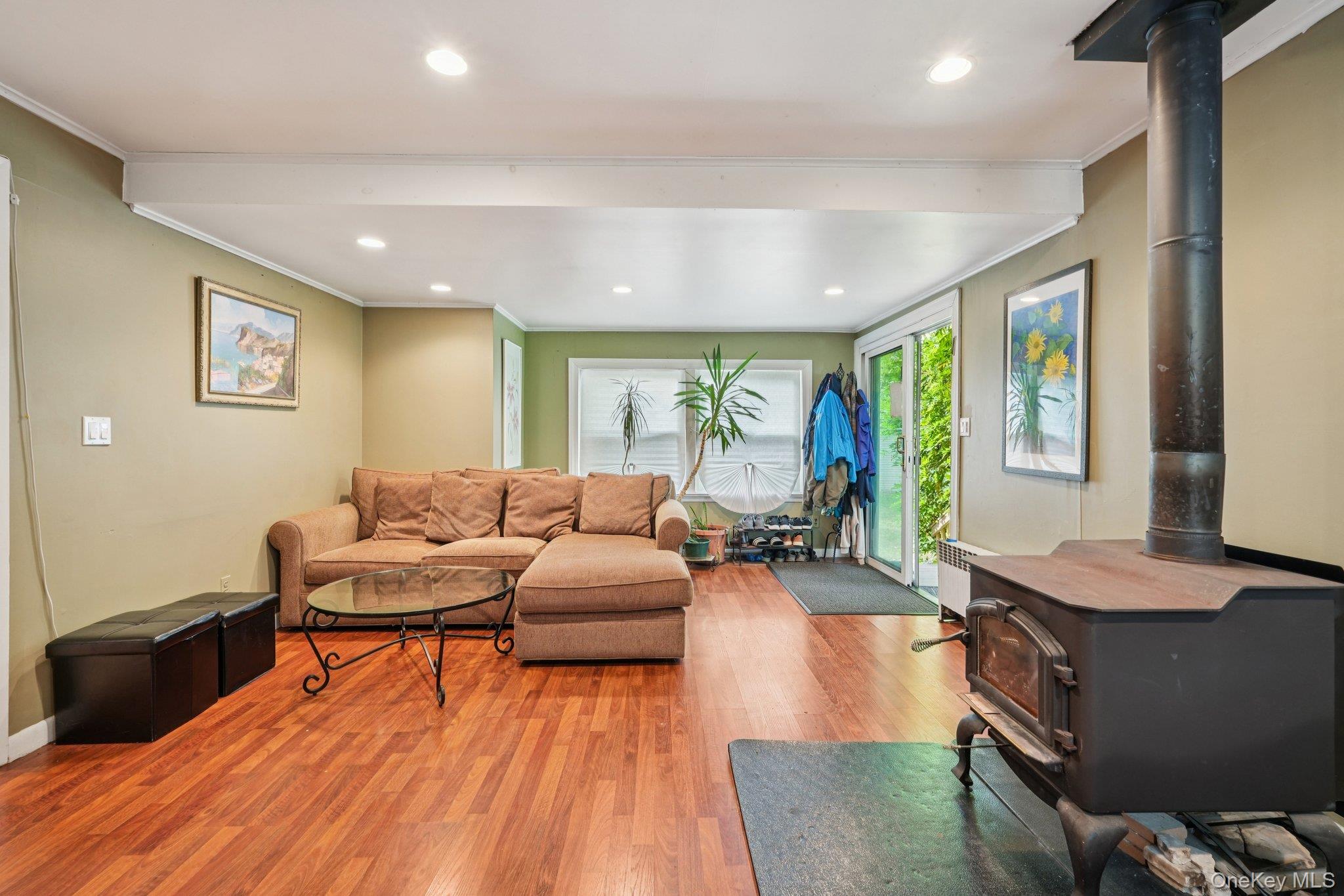 74 E Maple Avenue, Suffern, NY 10901