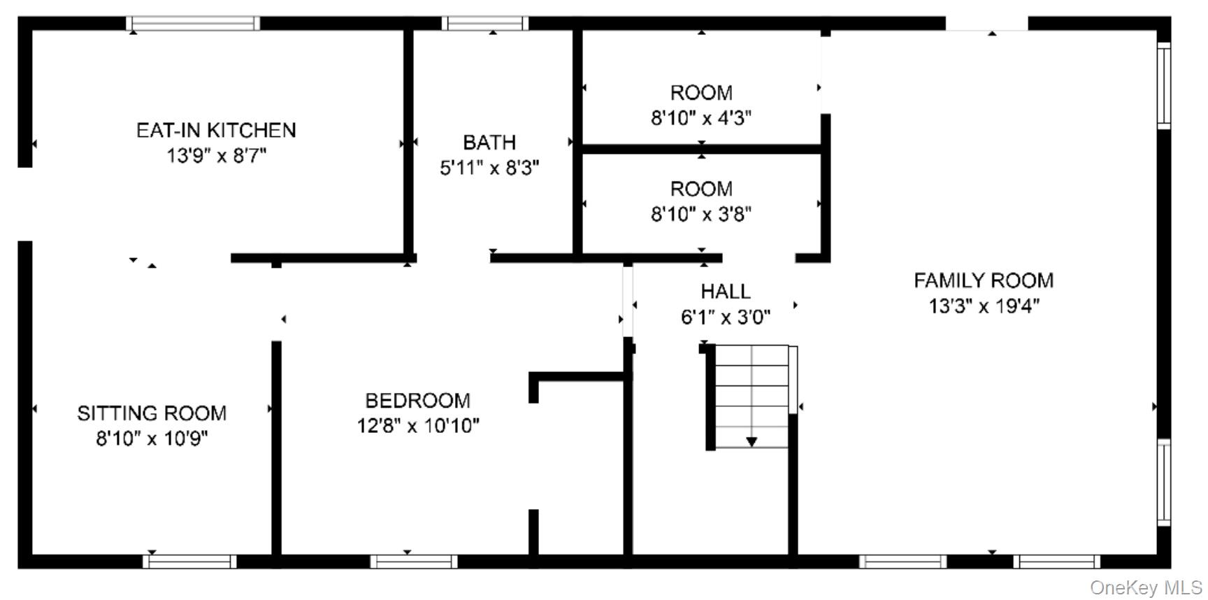 70 Parkside Street, Holbrook, NY 11741