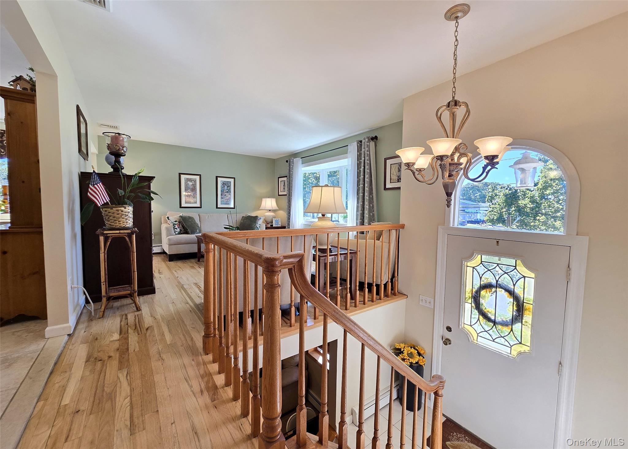 70 Parkside Street, Holbrook, NY 11741