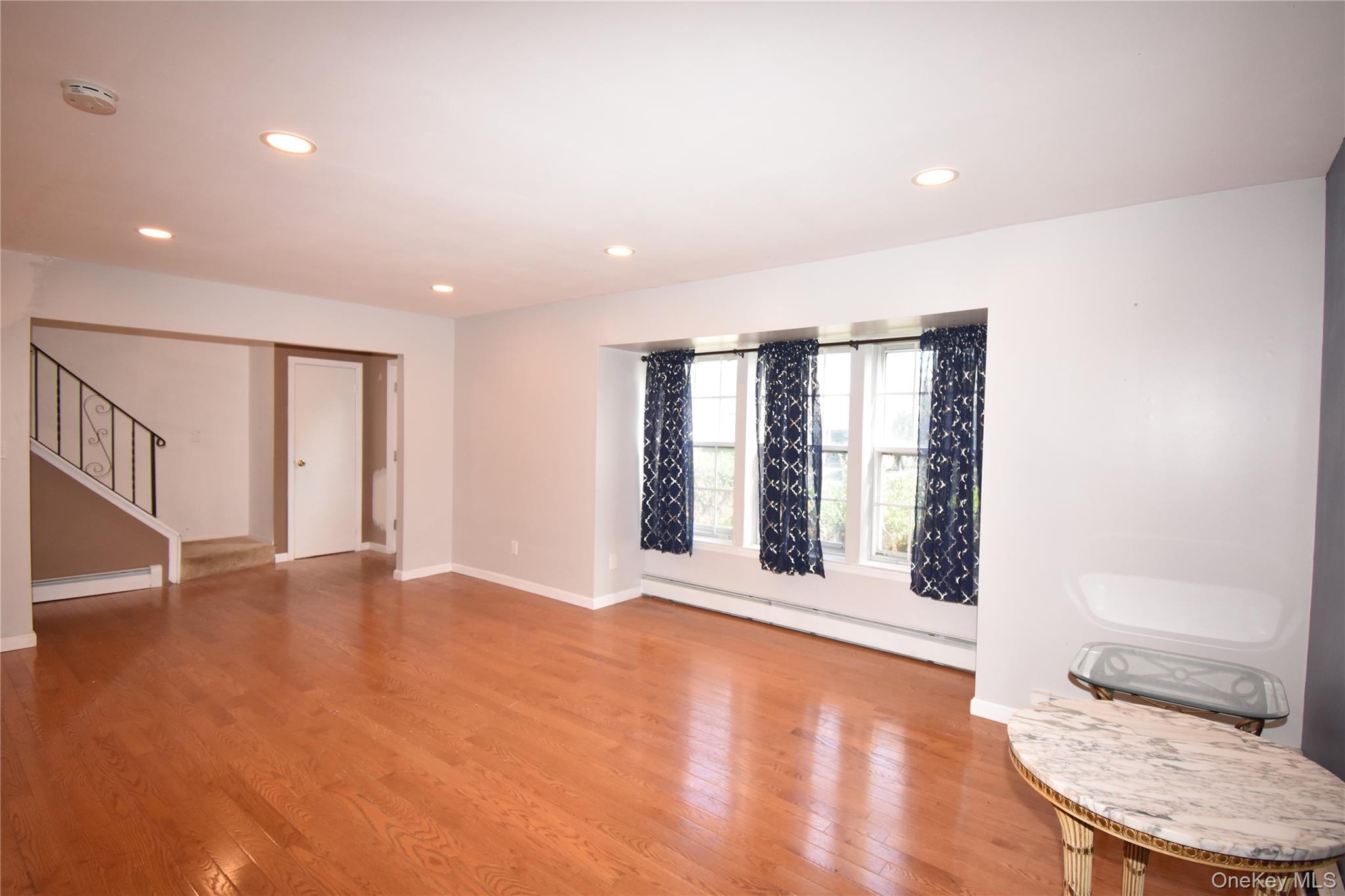 80 Burleigh Drive, Holbrook, NY 11741