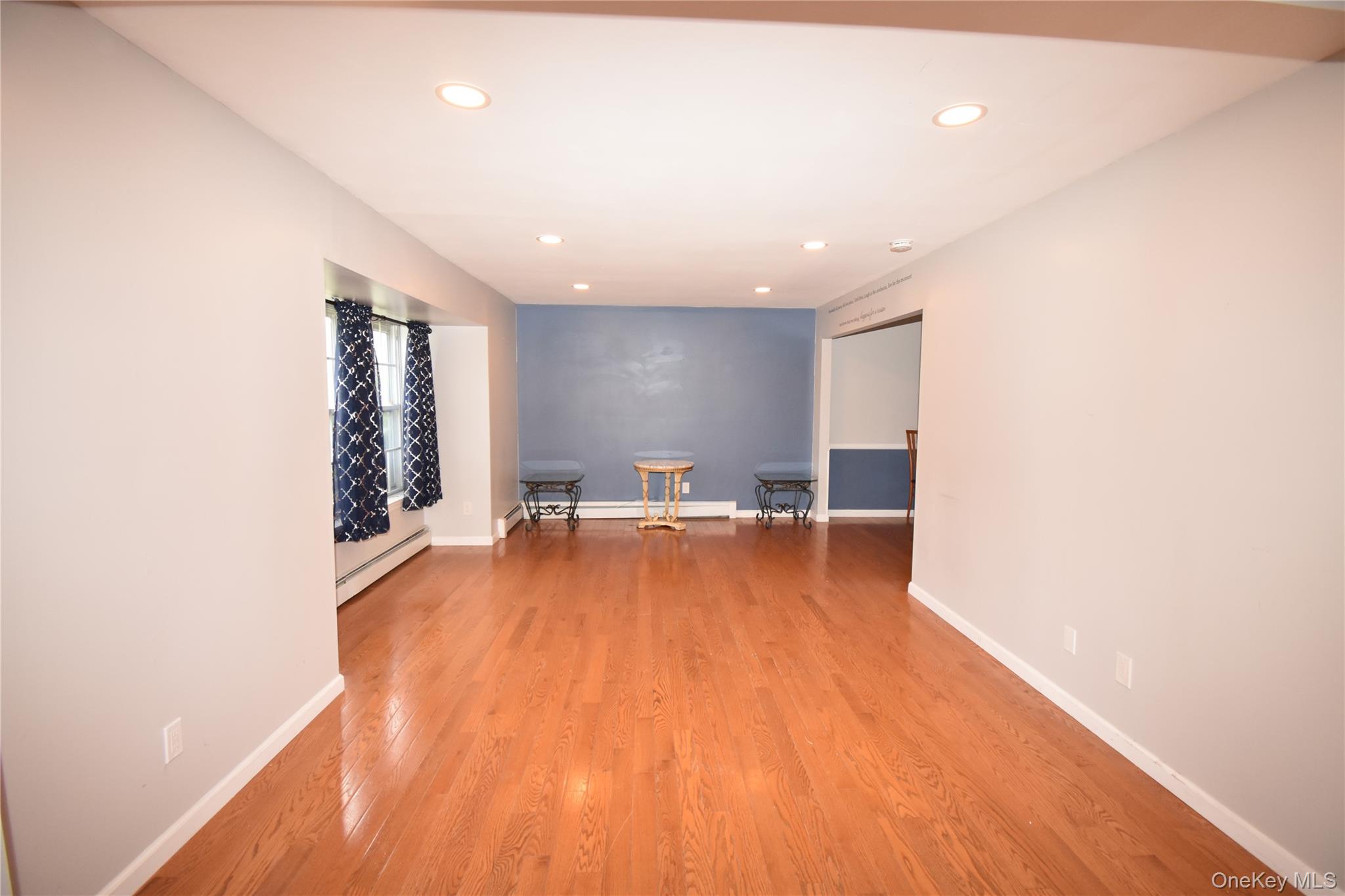 80 Burleigh Drive, Holbrook, NY 11741