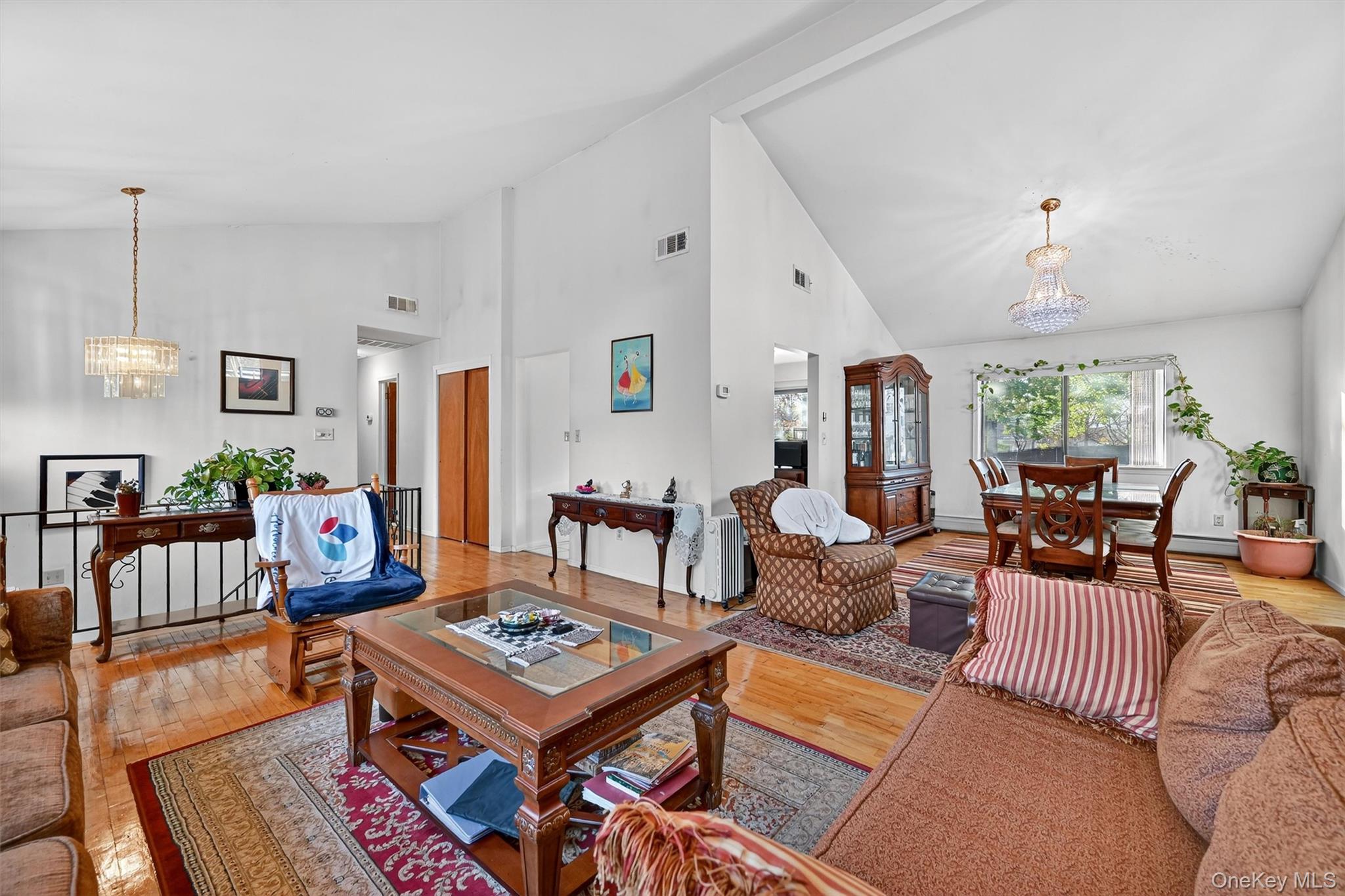 5 Schettig Court, Spring Valley, NY 10977