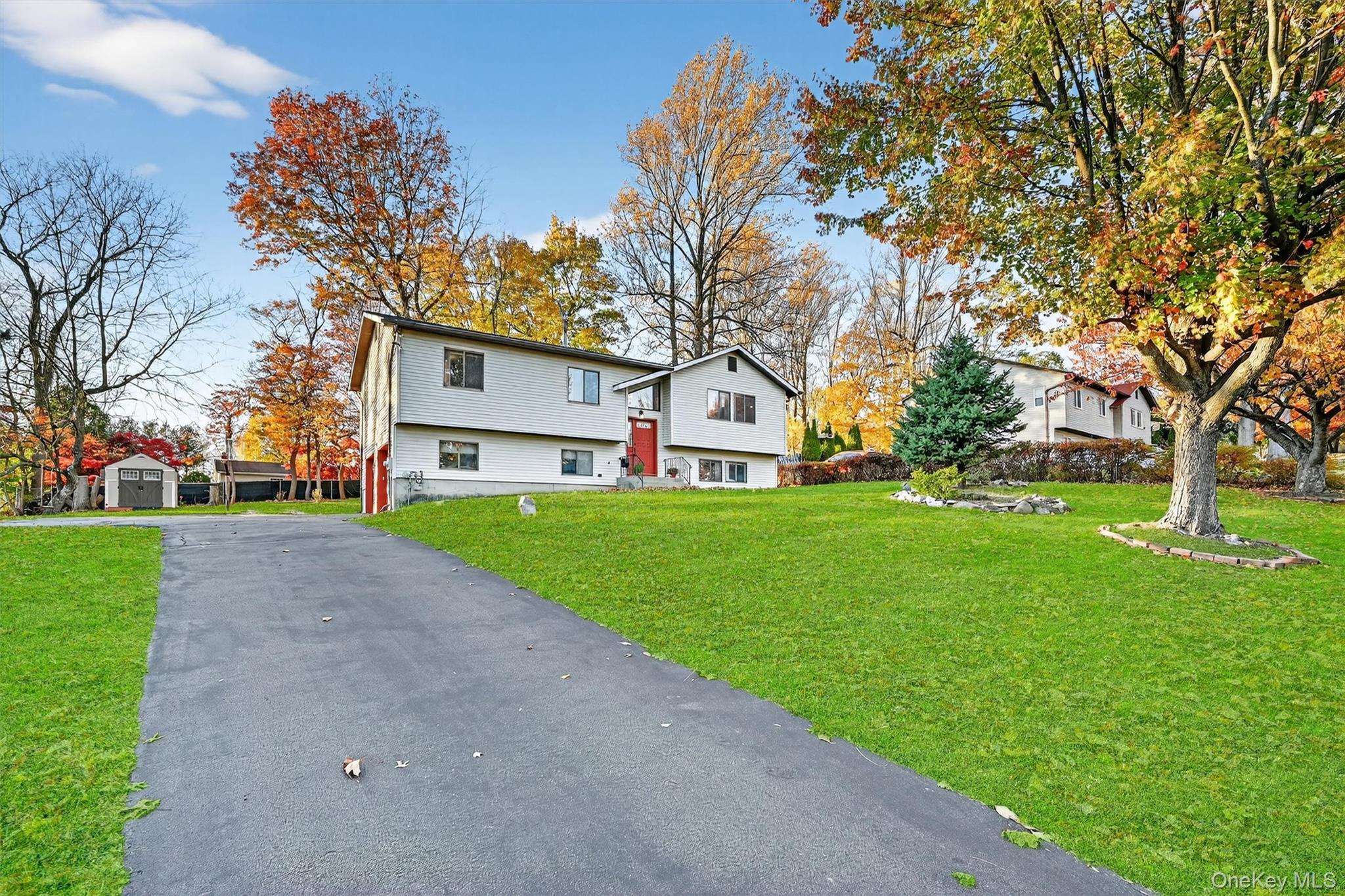 5 Schettig Court, Spring Valley, NY 10977