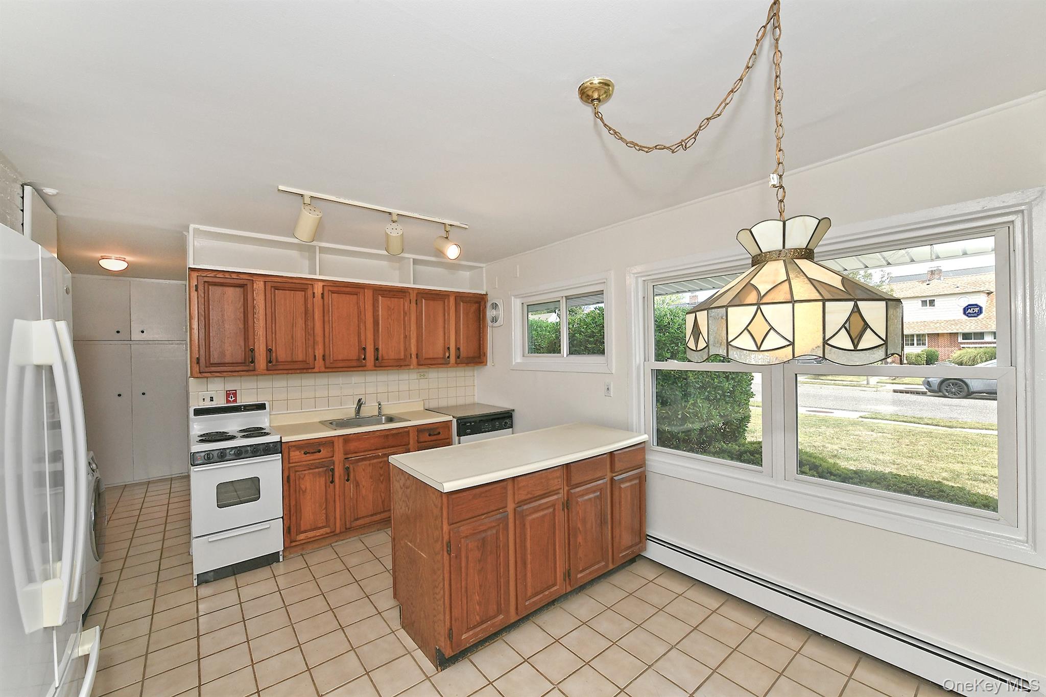 50 Cutter Lane, Levittown, NY 11756