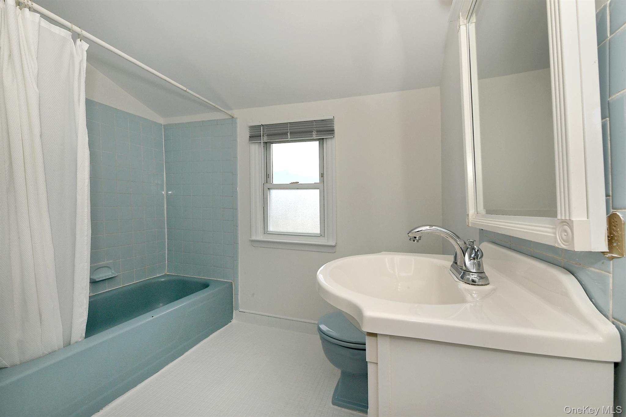 50 Cutter Lane, Levittown, NY 11756