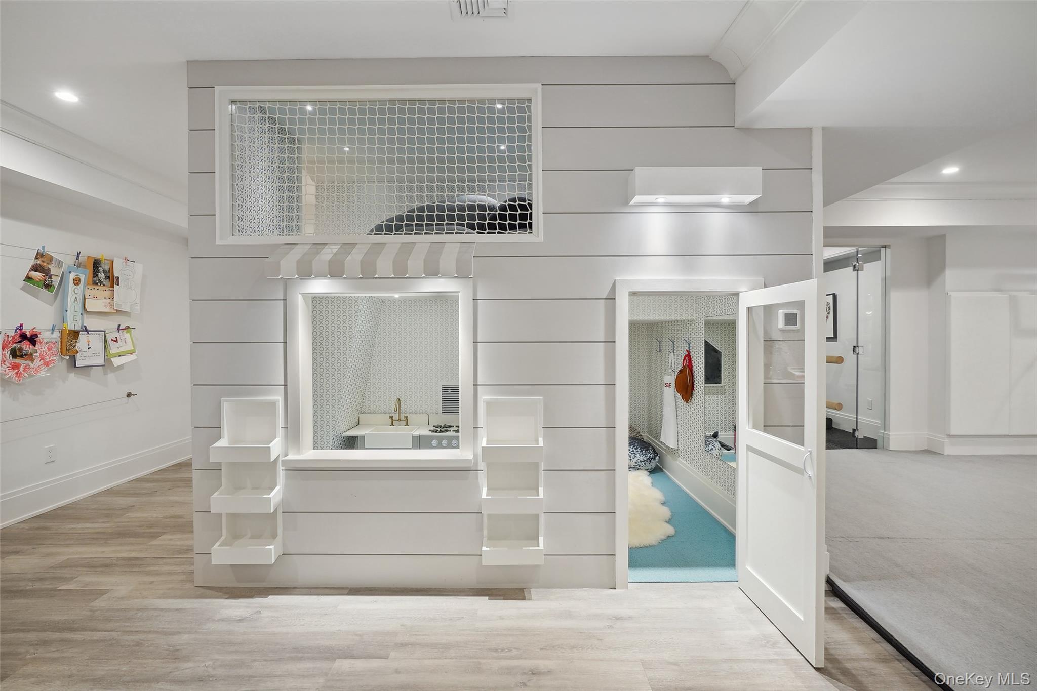 25 Hunt Place, Rye, NY 10580