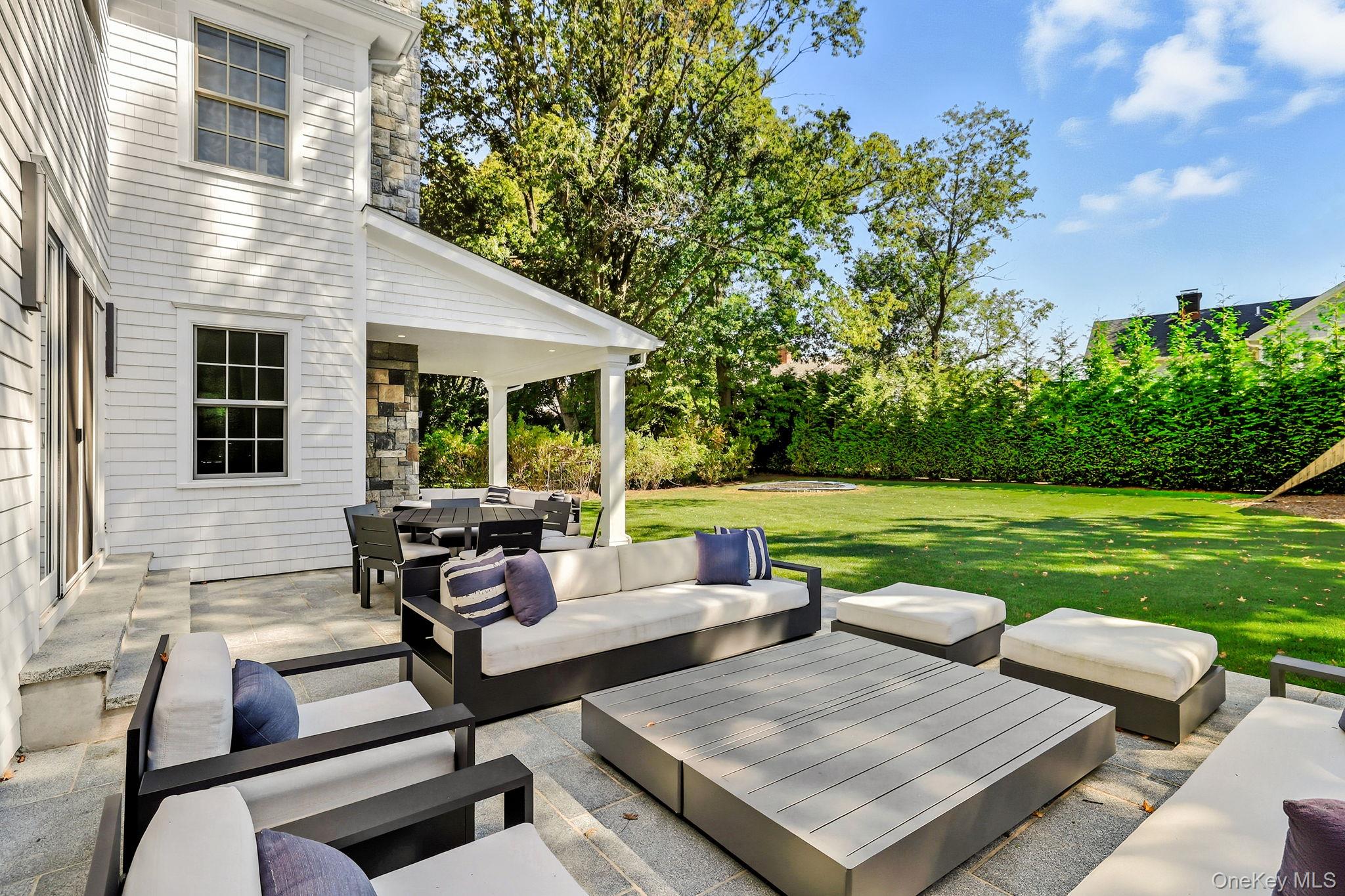 25 Hunt Place, Rye, NY 10580