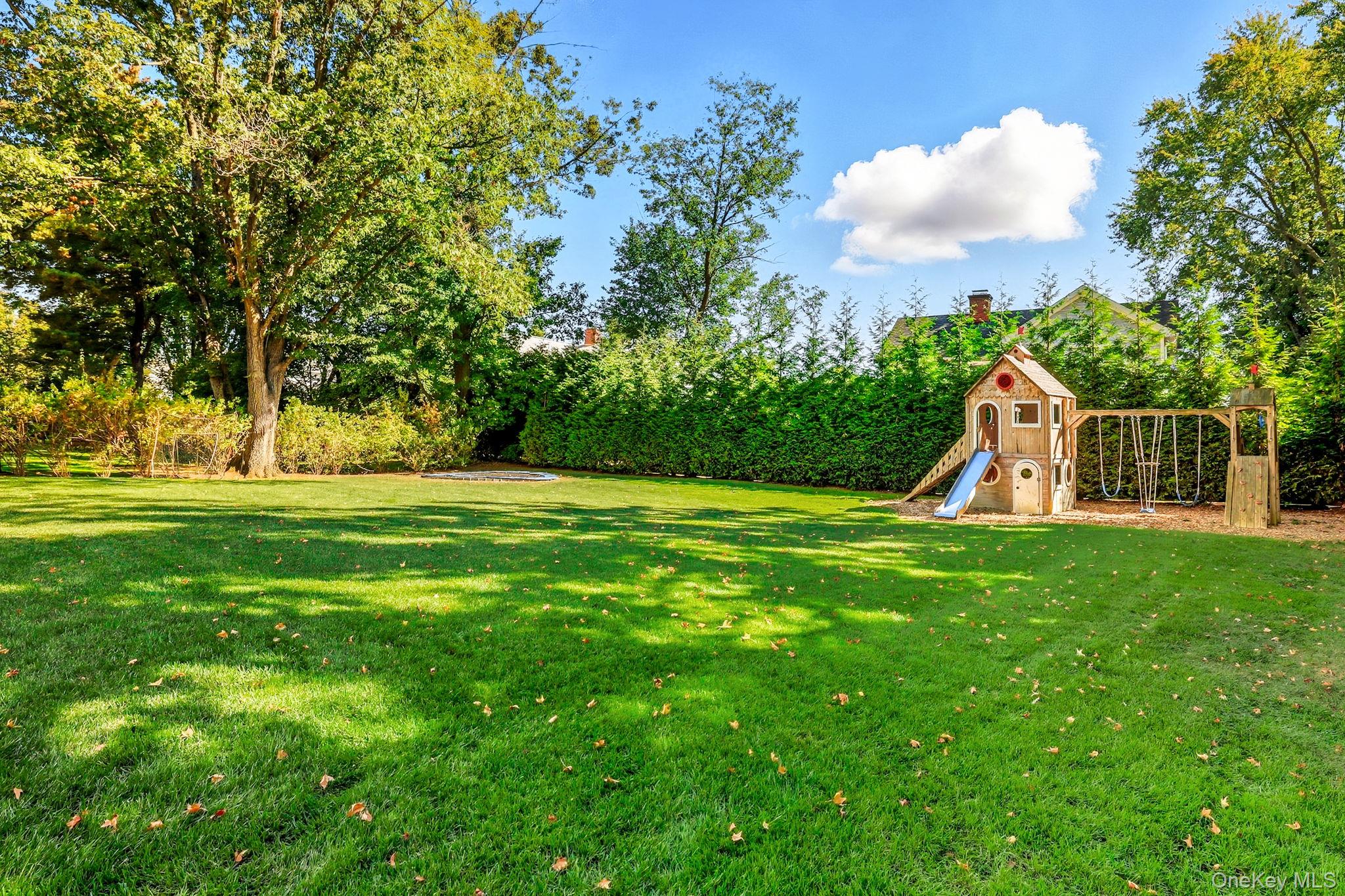 25 Hunt Place, Rye, NY 10580