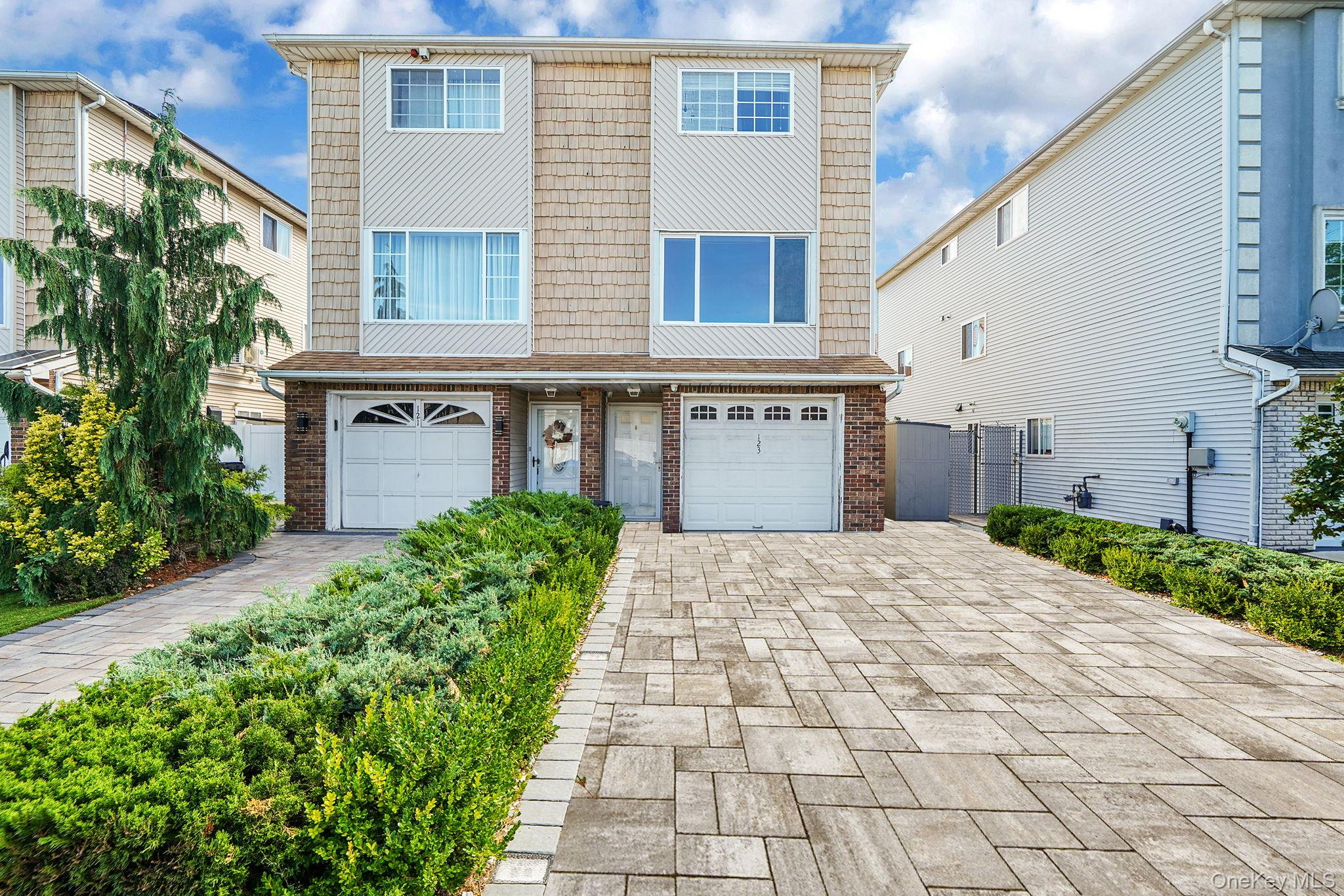 123 Amity Place, Staten Island, NY 10303