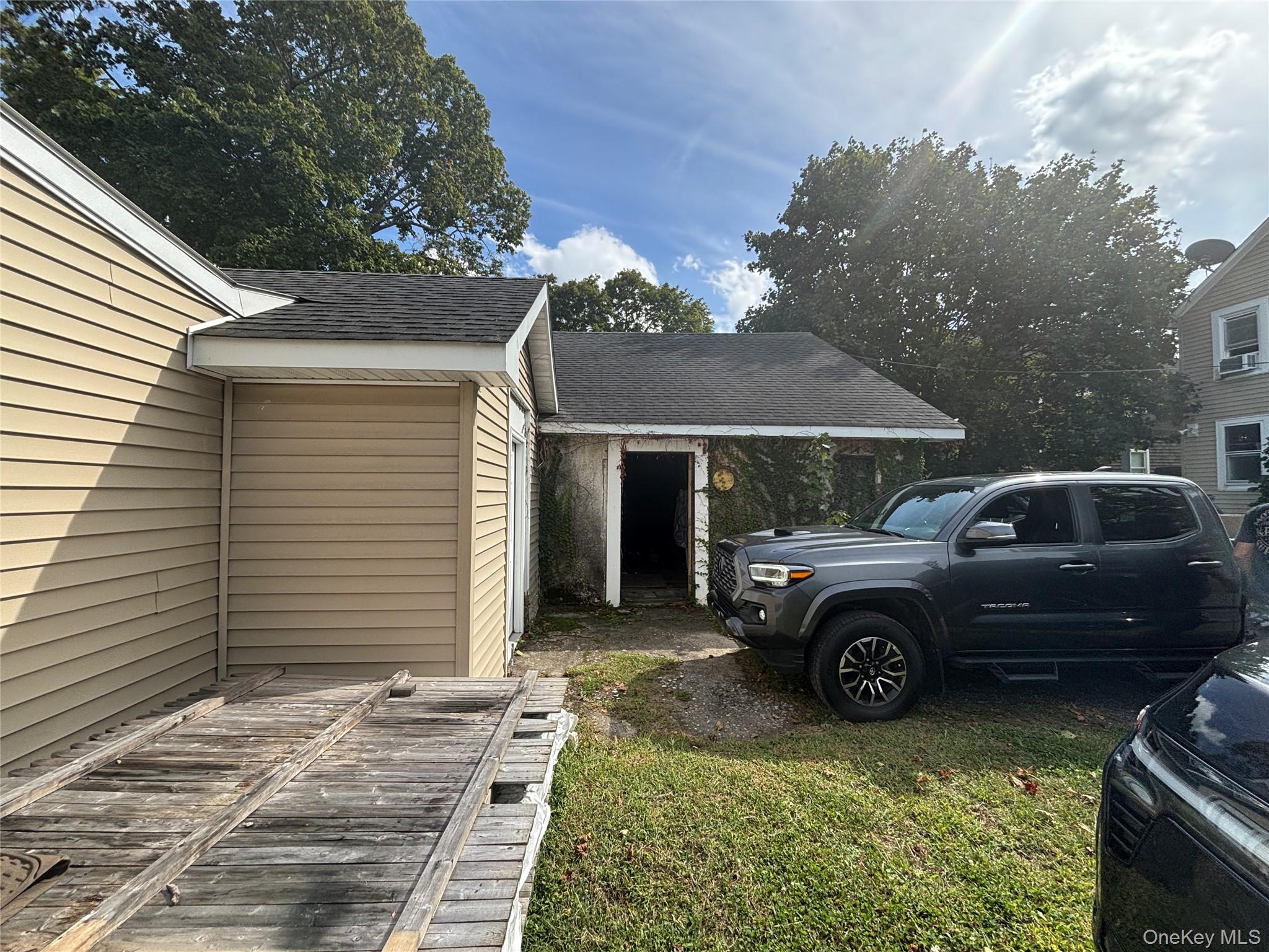 226 Sweezy Avenue, Riverhead, NY 11901