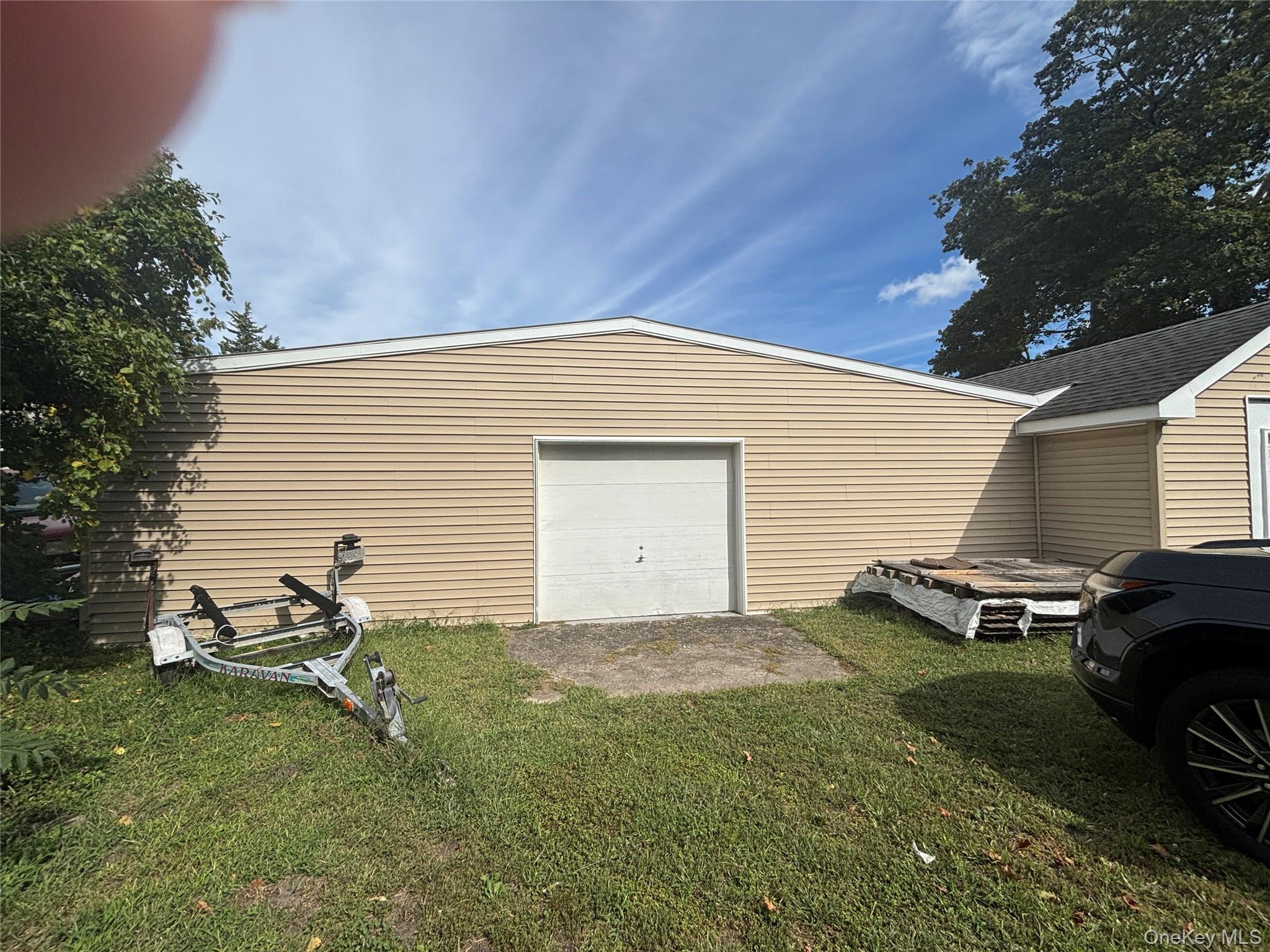 226 Sweezy Avenue, Riverhead, NY 11901