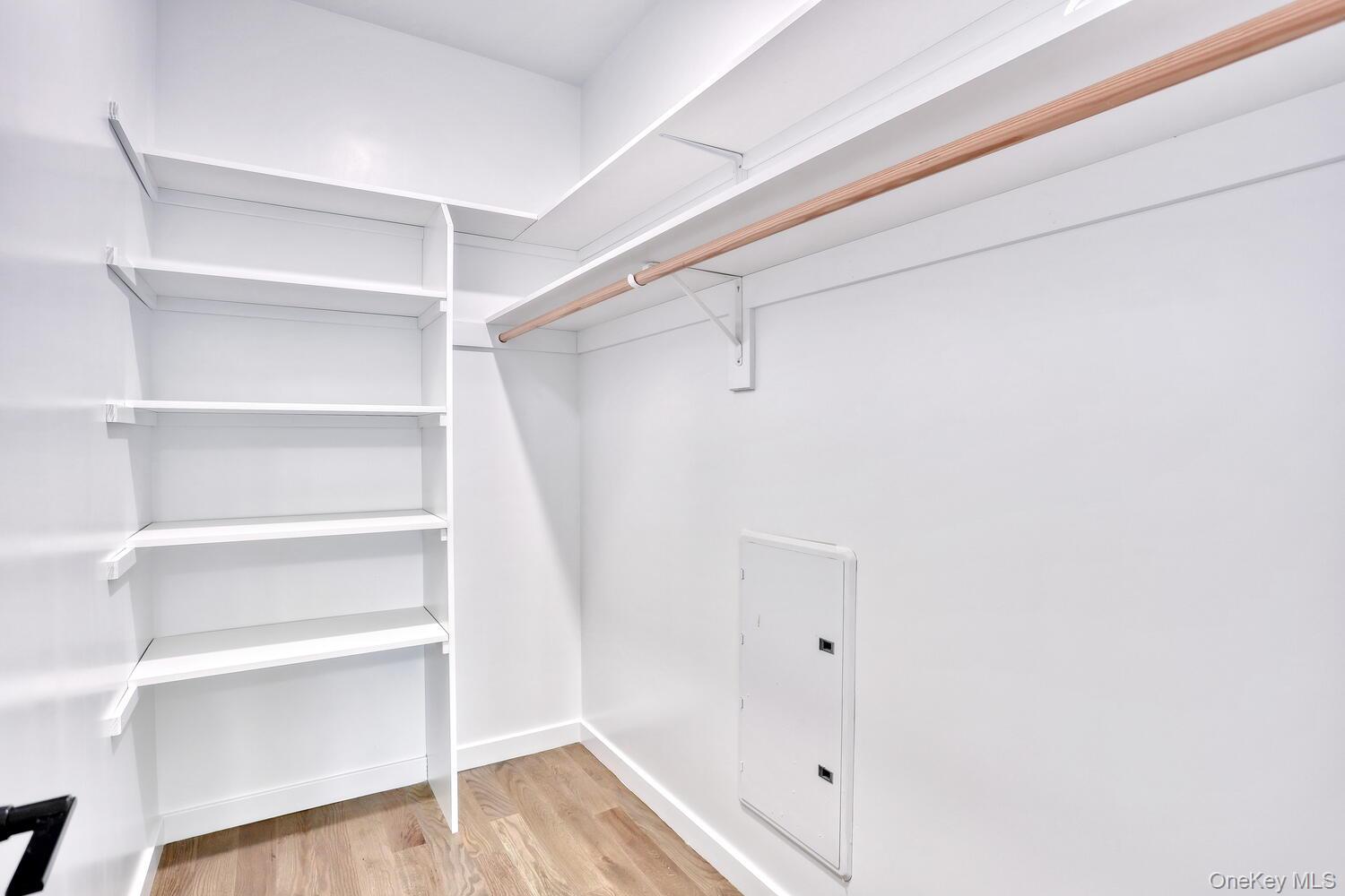 962 S Route 9W # 305, Congers, NY 10920