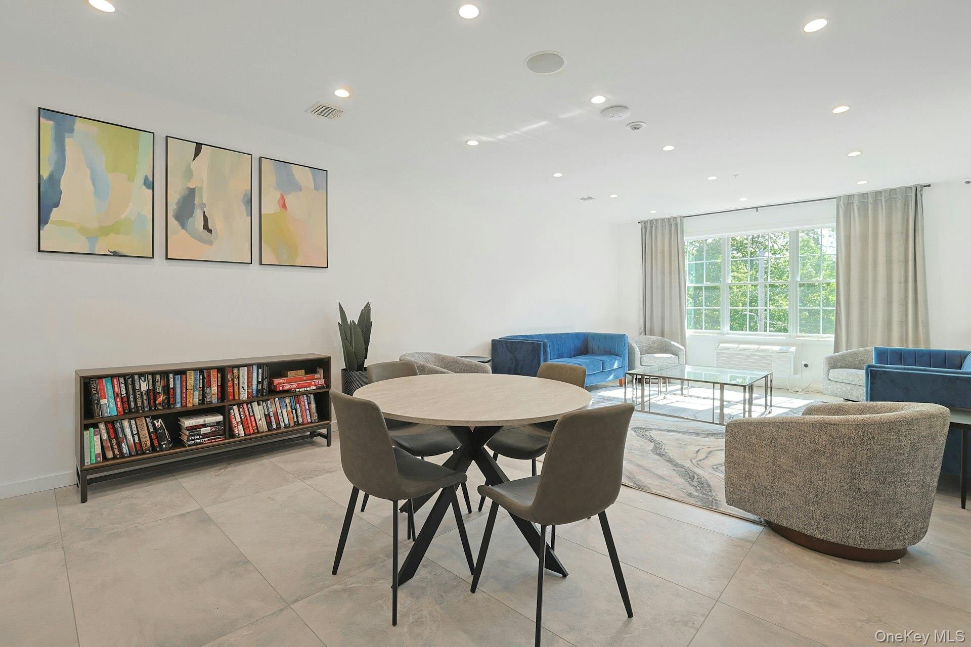 962 S Route 9W # 305, Congers, NY 10920