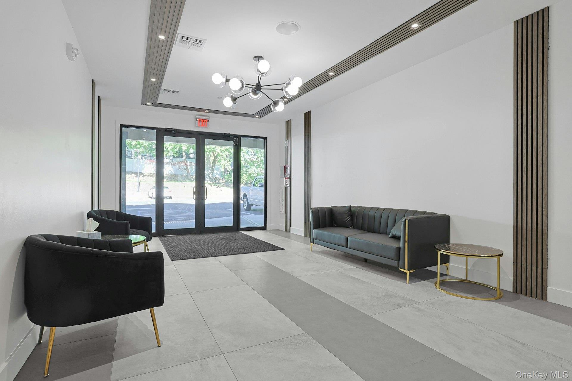 962 S Route 9W # 305, Congers, NY 10920