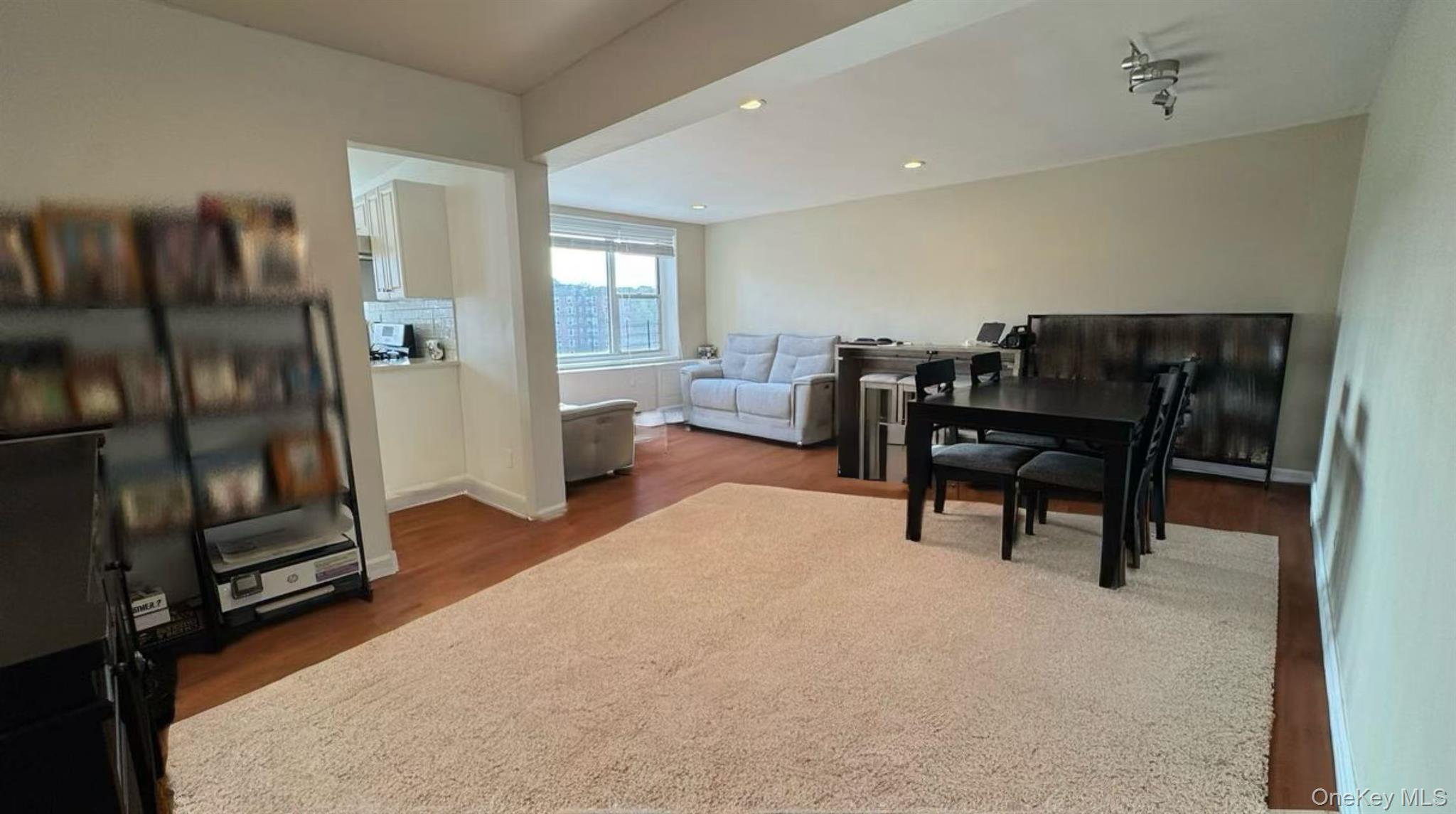 211-10 18th Avenue # 6C, Bayside, NY 11360