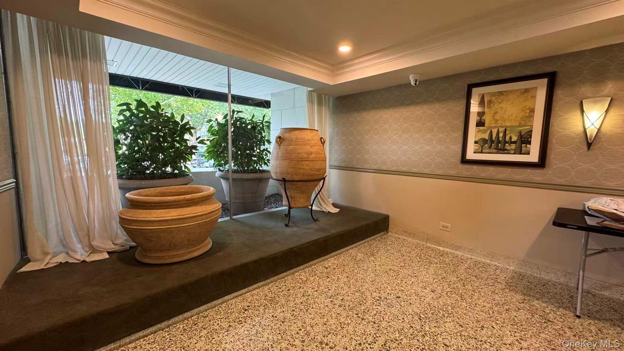 211-10 18th Avenue # 6C, Bayside, NY 11360