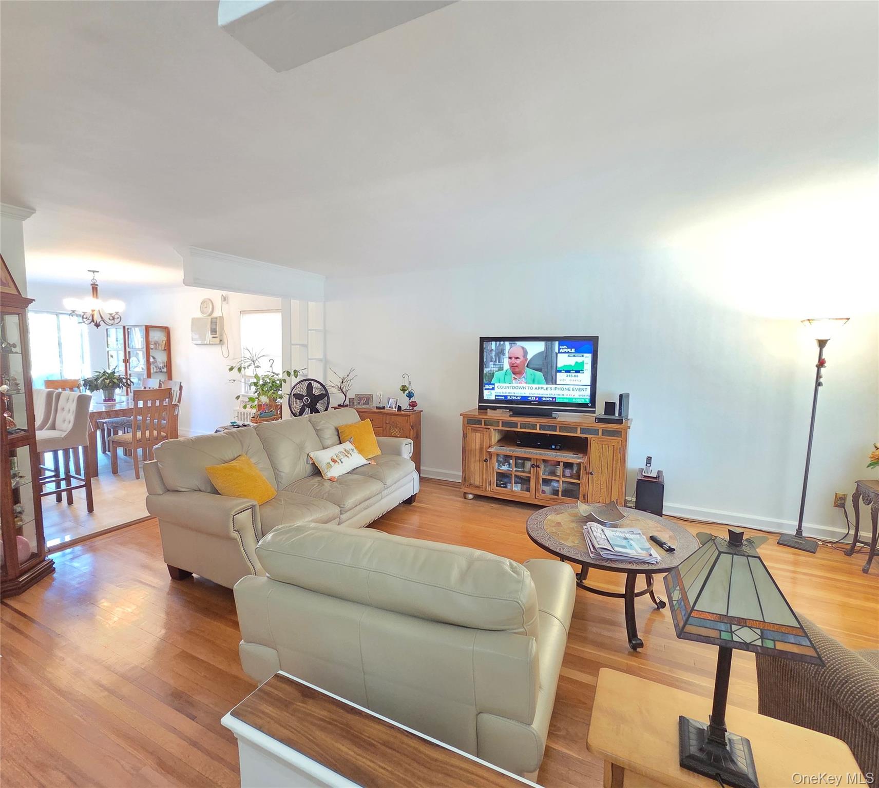 2553 Fish Avenue, Bronx, NY 10469