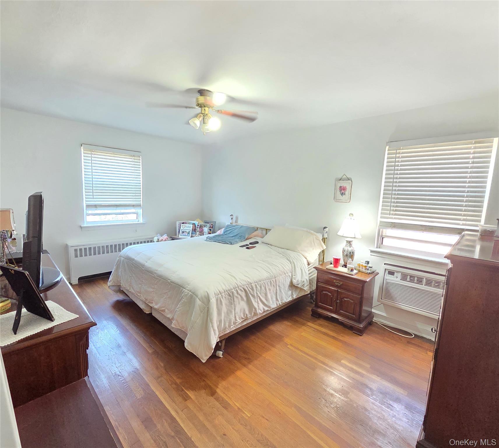 2553 Fish Avenue, Bronx, NY 10469