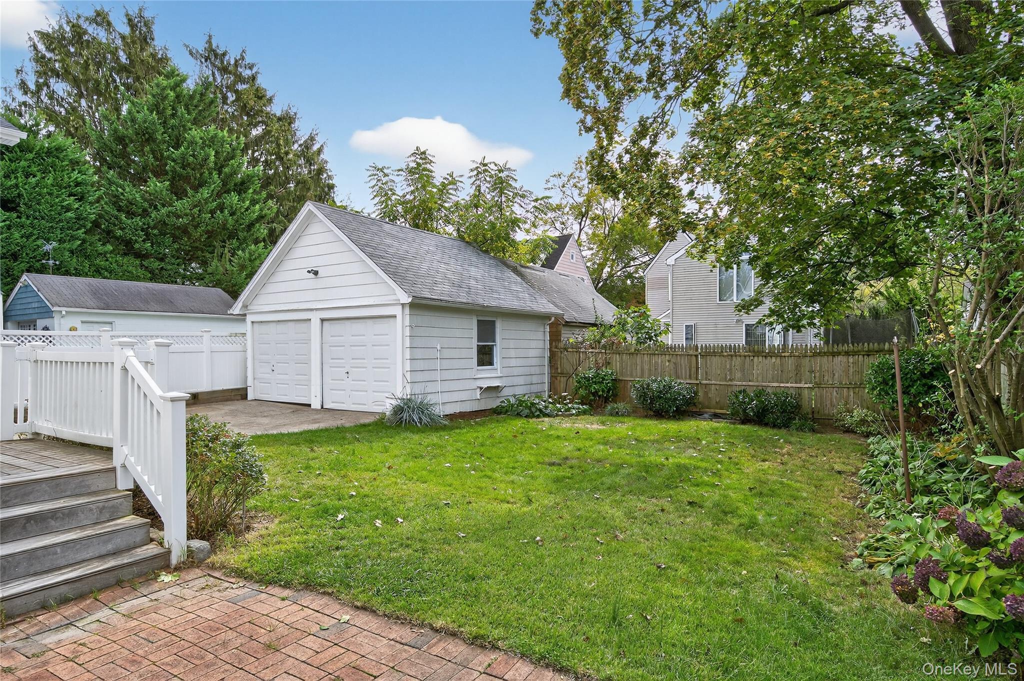 70 Highland Avenue, Port Washington, NY 11050