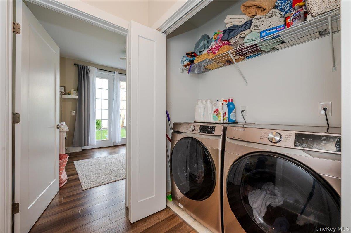 206 White Rose Lane # 206, East Meadow, NY 11554