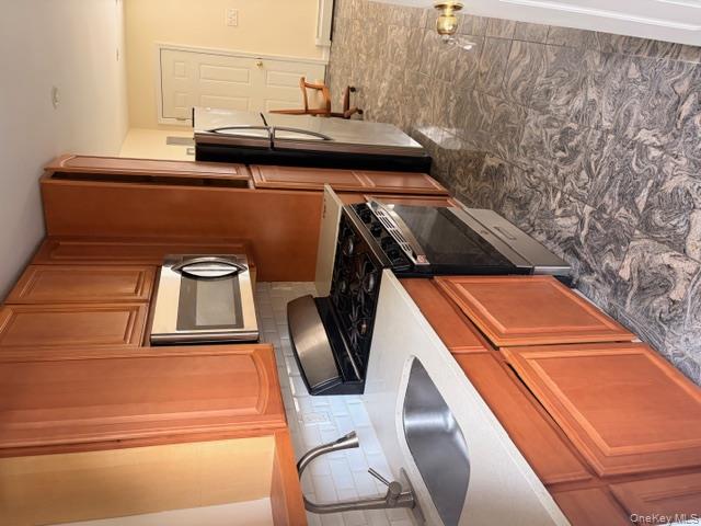 28 Hasbrouck Street, Newburgh, NY 12550