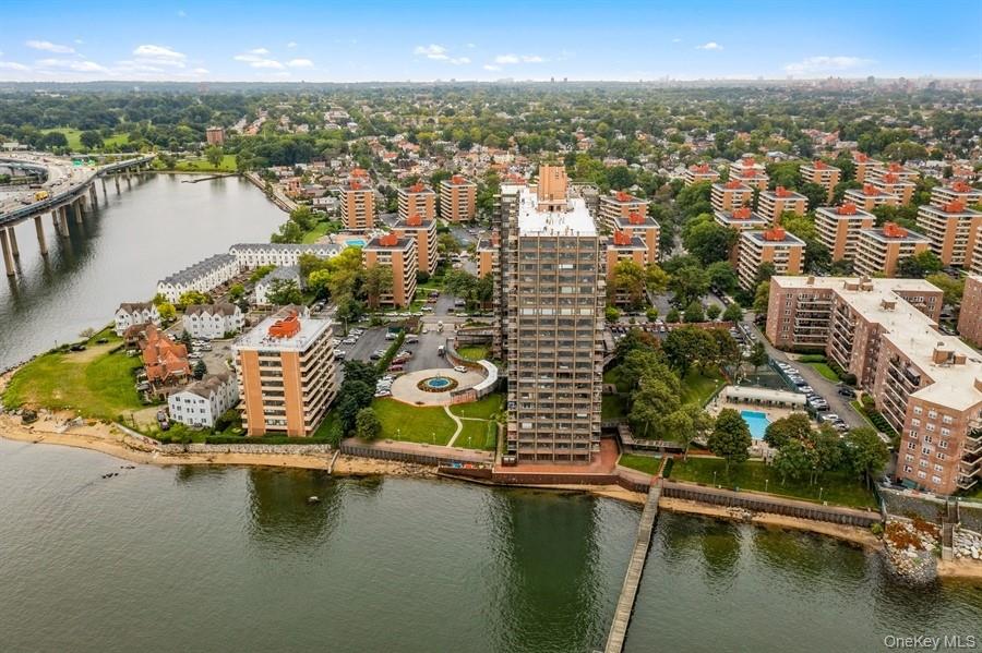 166-25 Powells Cove Boulevard # 3F, Beechhurst, NY 11357