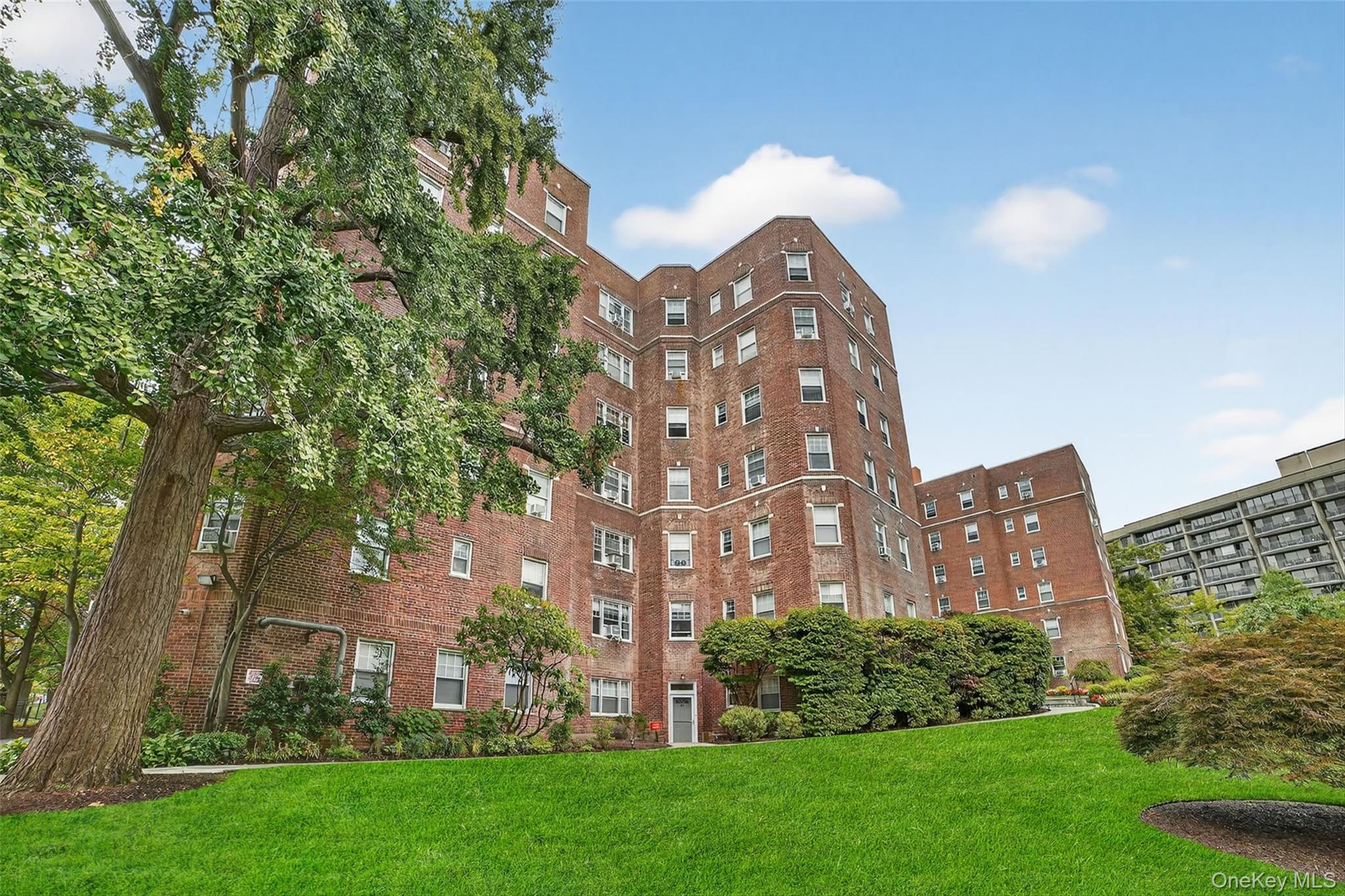 50 N Broadway # 5C, White Plains, NY 10603