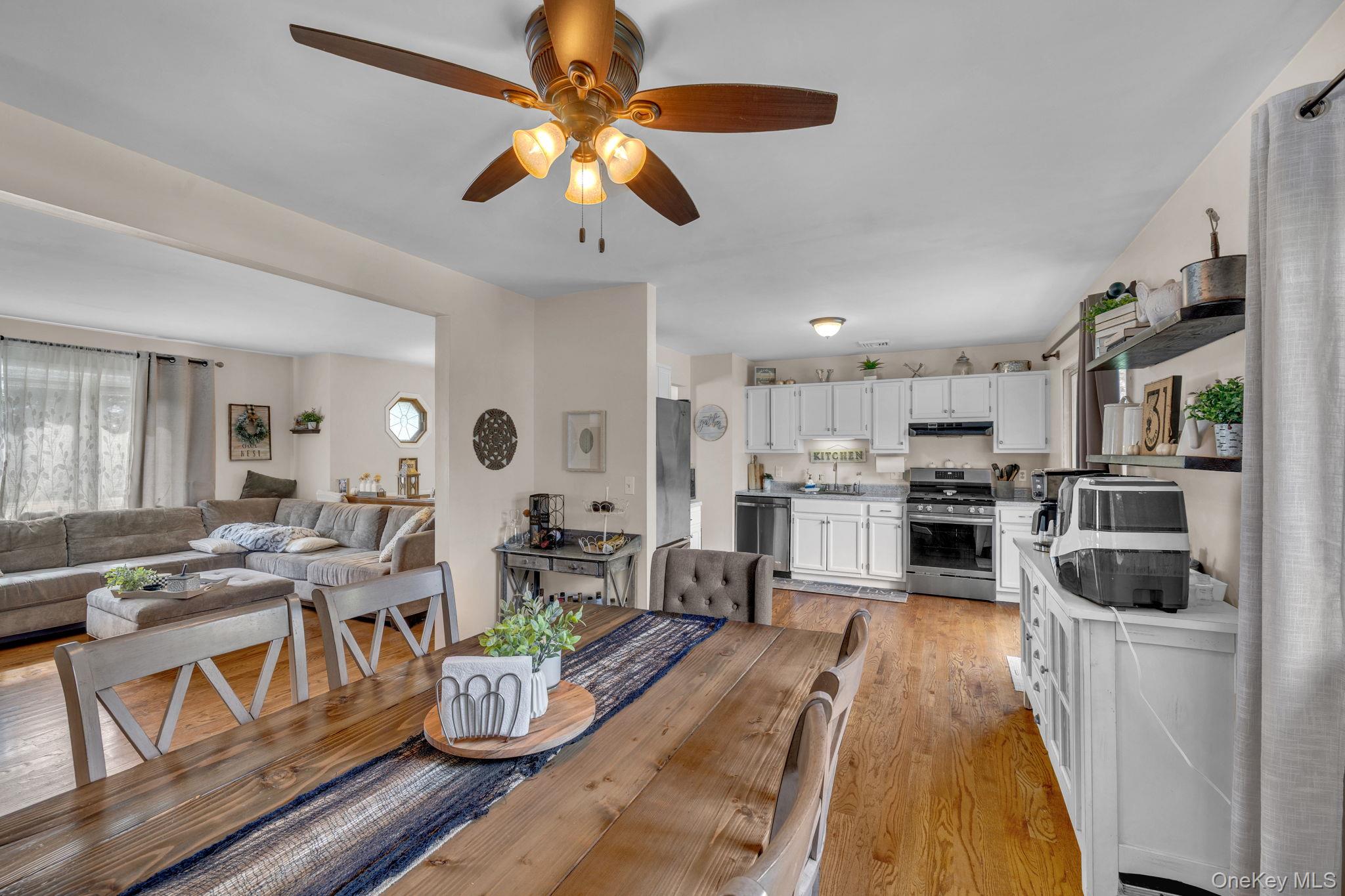 25 Wayne Drive, Middletown, NY 10940