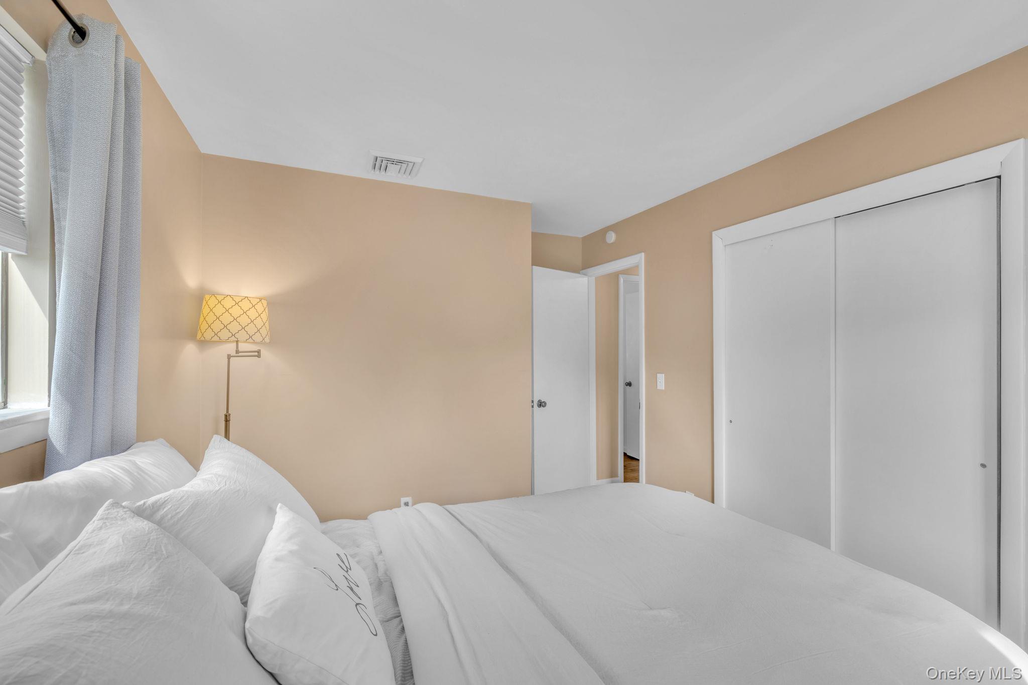 25 Wayne Drive, Middletown, NY 10940