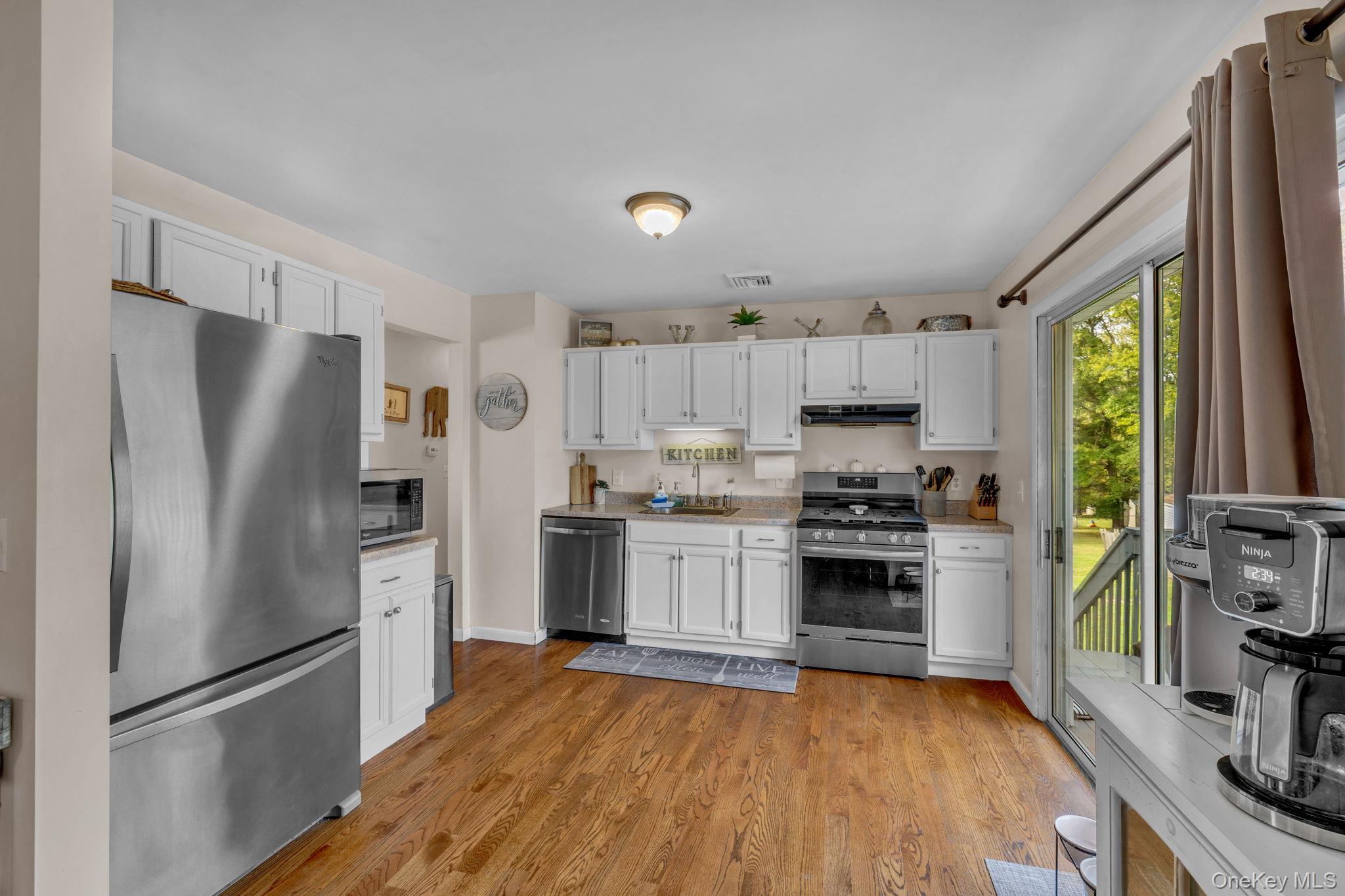 25 Wayne Drive, Middletown, NY 10940