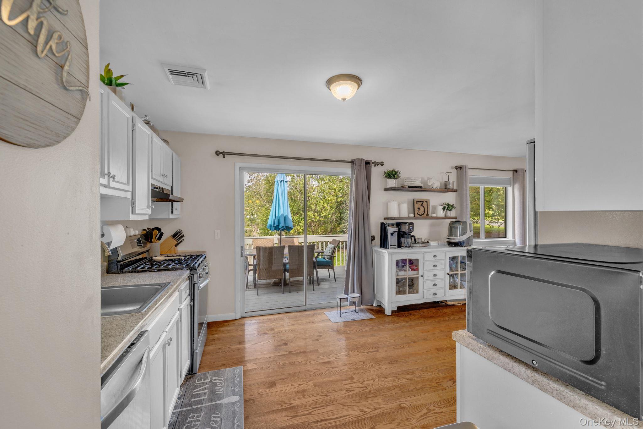 25 Wayne Drive, Middletown, NY 10940