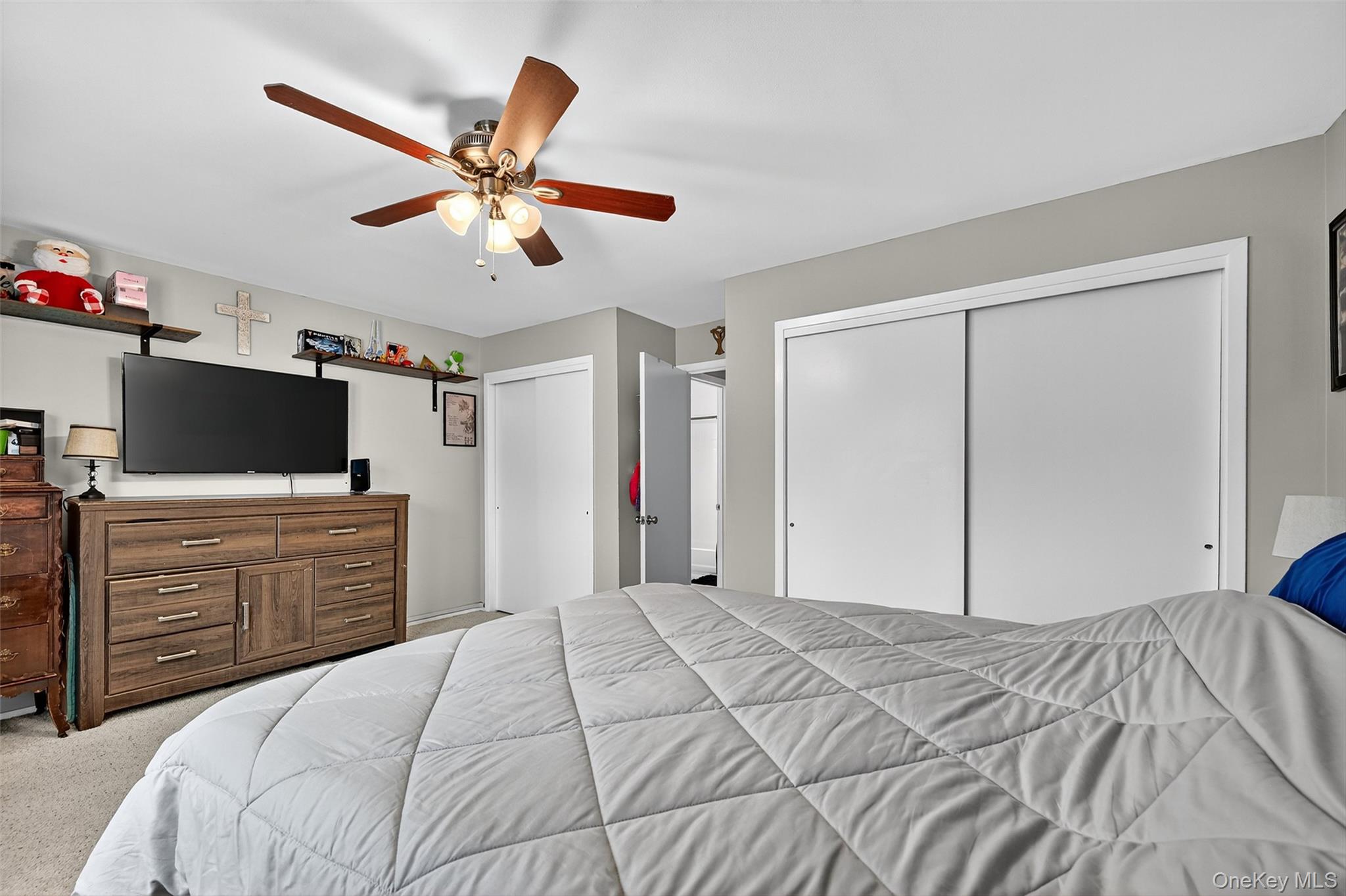 80 New Holland Village, Nanuet, NY 10954