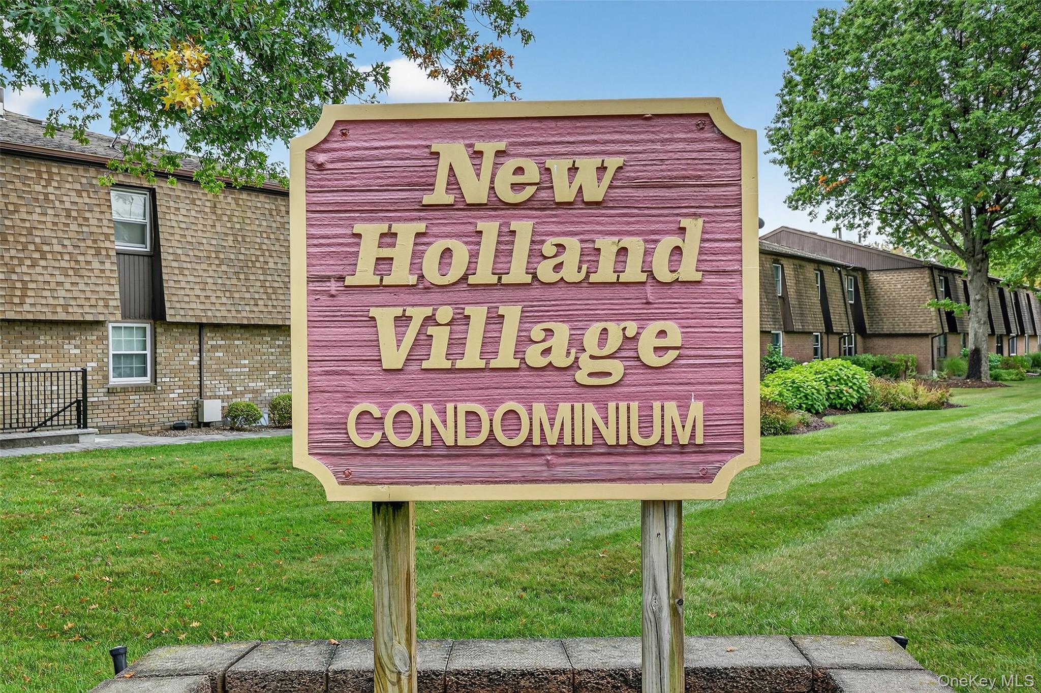 80 New Holland Village, Nanuet, NY 10954