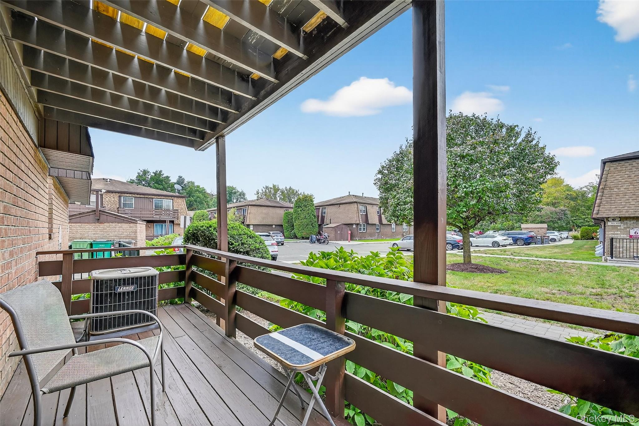 80 New Holland Village, Nanuet, NY 10954