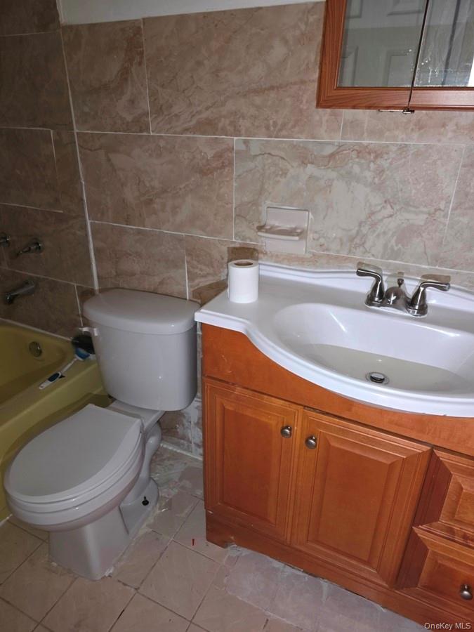 9505 Schenck Street, Brooklyn, NY 11236