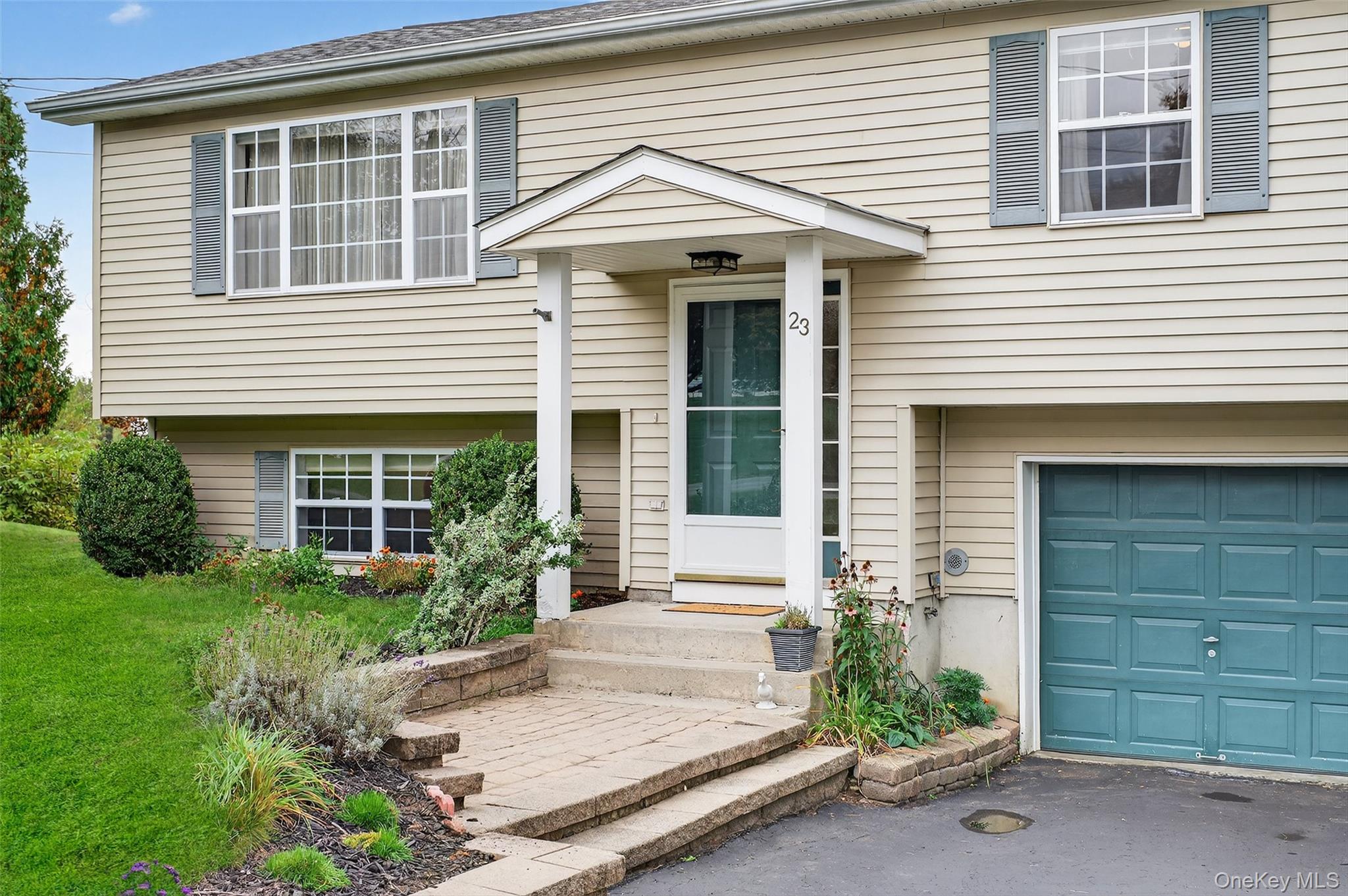 23 Macintosh Drive, Middletown, NY 10941