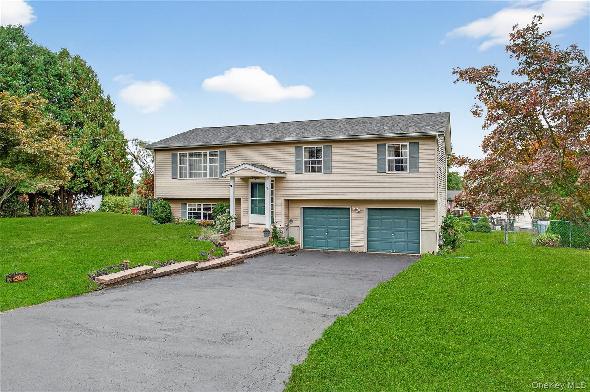 23 Macintosh Drive, Middletown, NY 10941